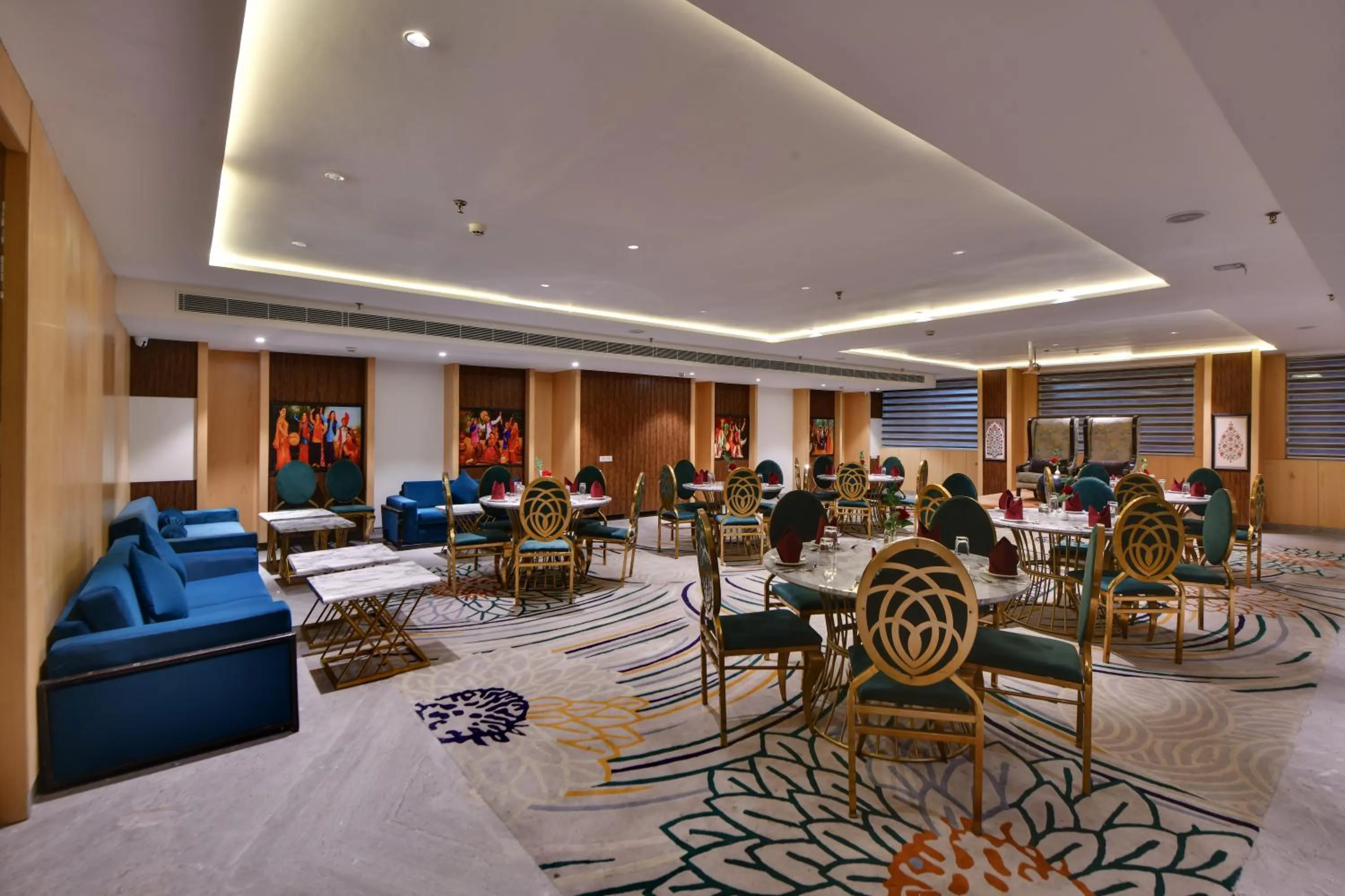 Banquet/Function facilities in Quality Inn Elite Levelup Boutique