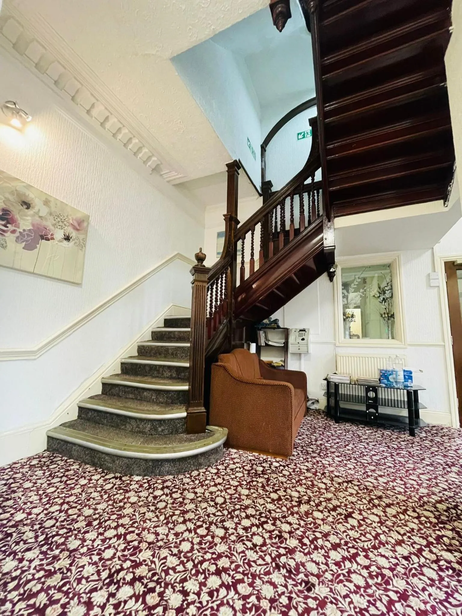 Lobby or reception in Star Hotel, South Leicester