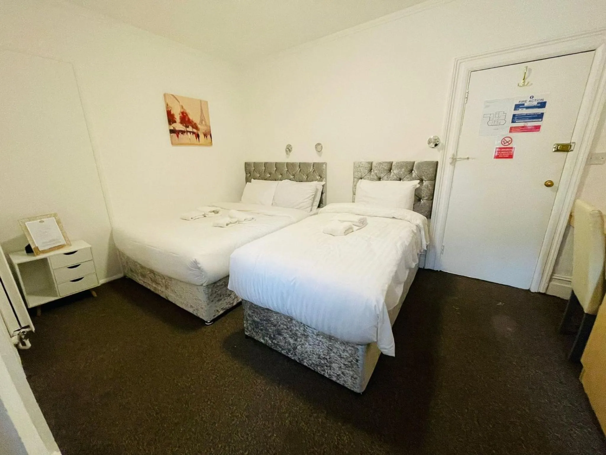 Bedroom in Star Hotel, South Leicester