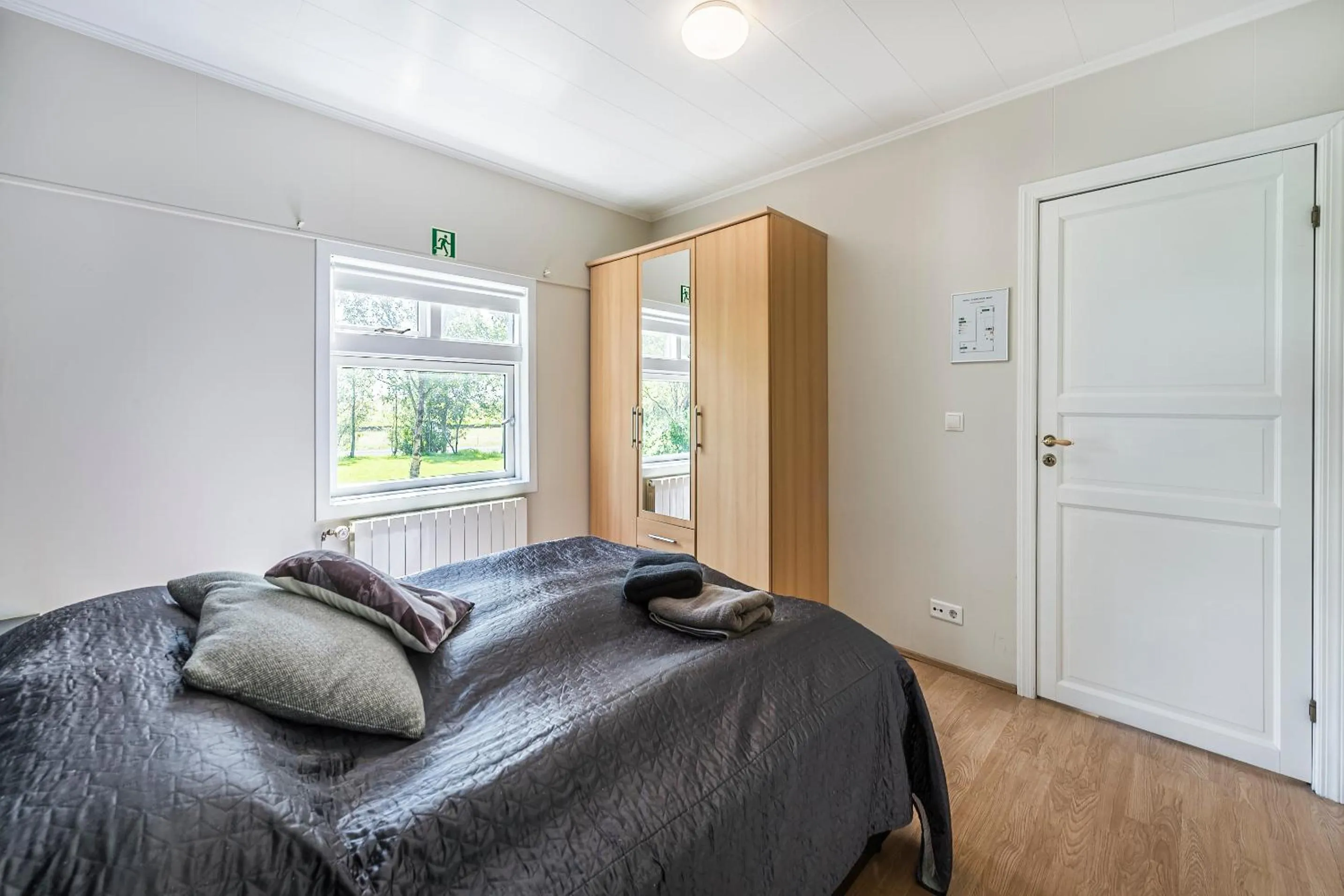 Bedroom, Bed in Elding Apartments