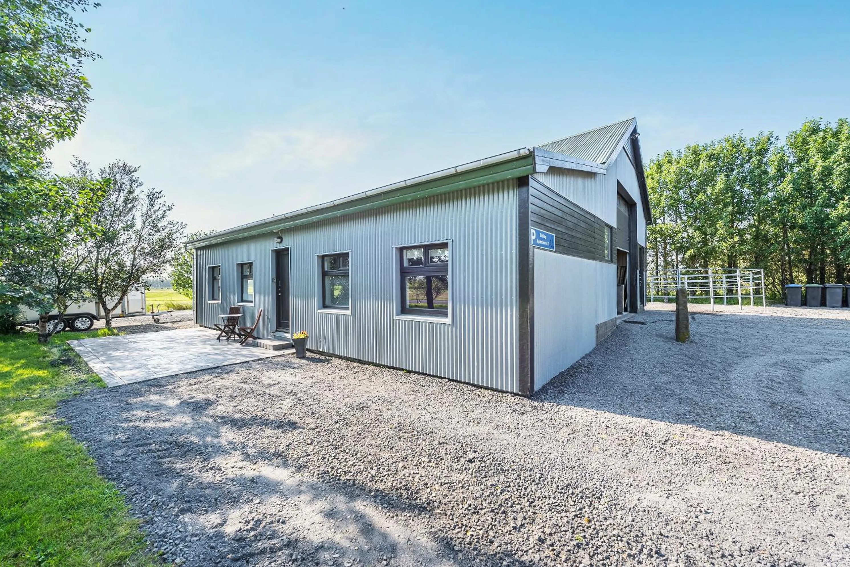 Property building in Elding Apartments