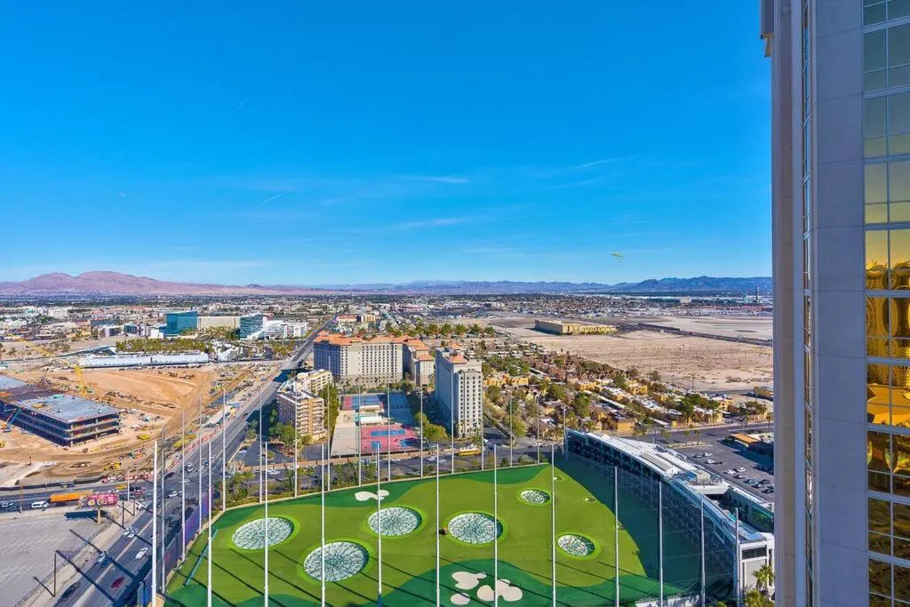 Experience Unparalleled Luxury at The Sinatra