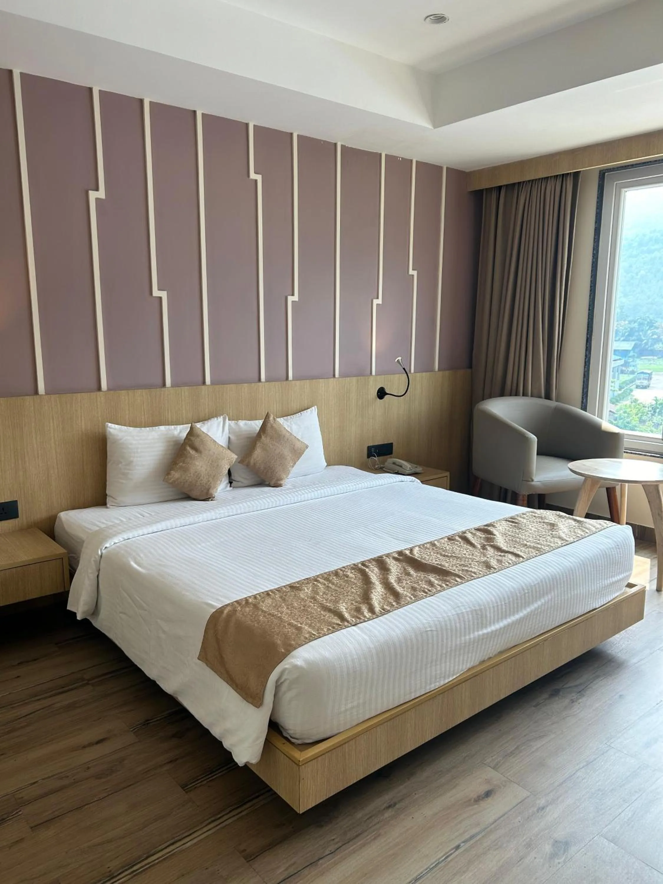 Bed in Sachika Hotels, Guwahati