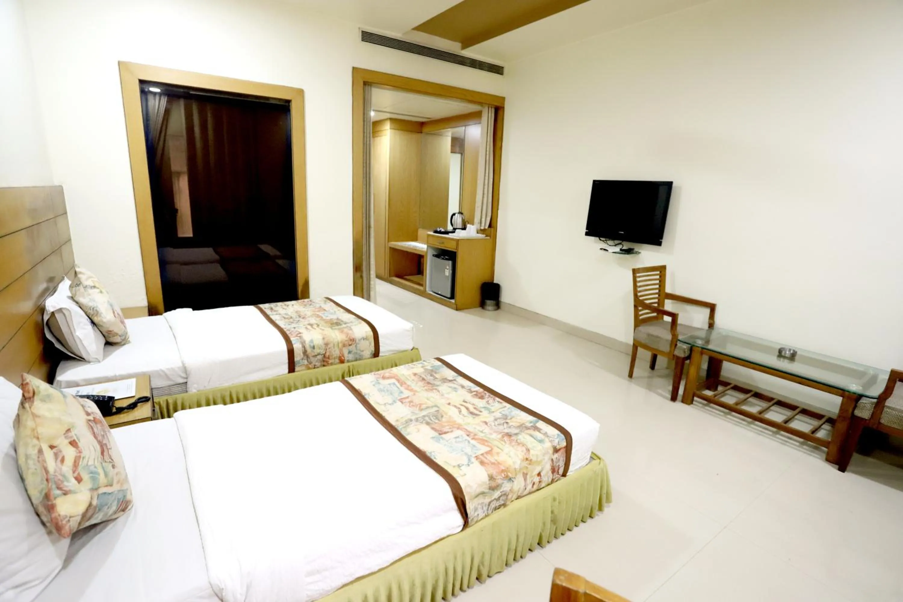 Bedroom, Bed in HOTEL BLUE PEARL