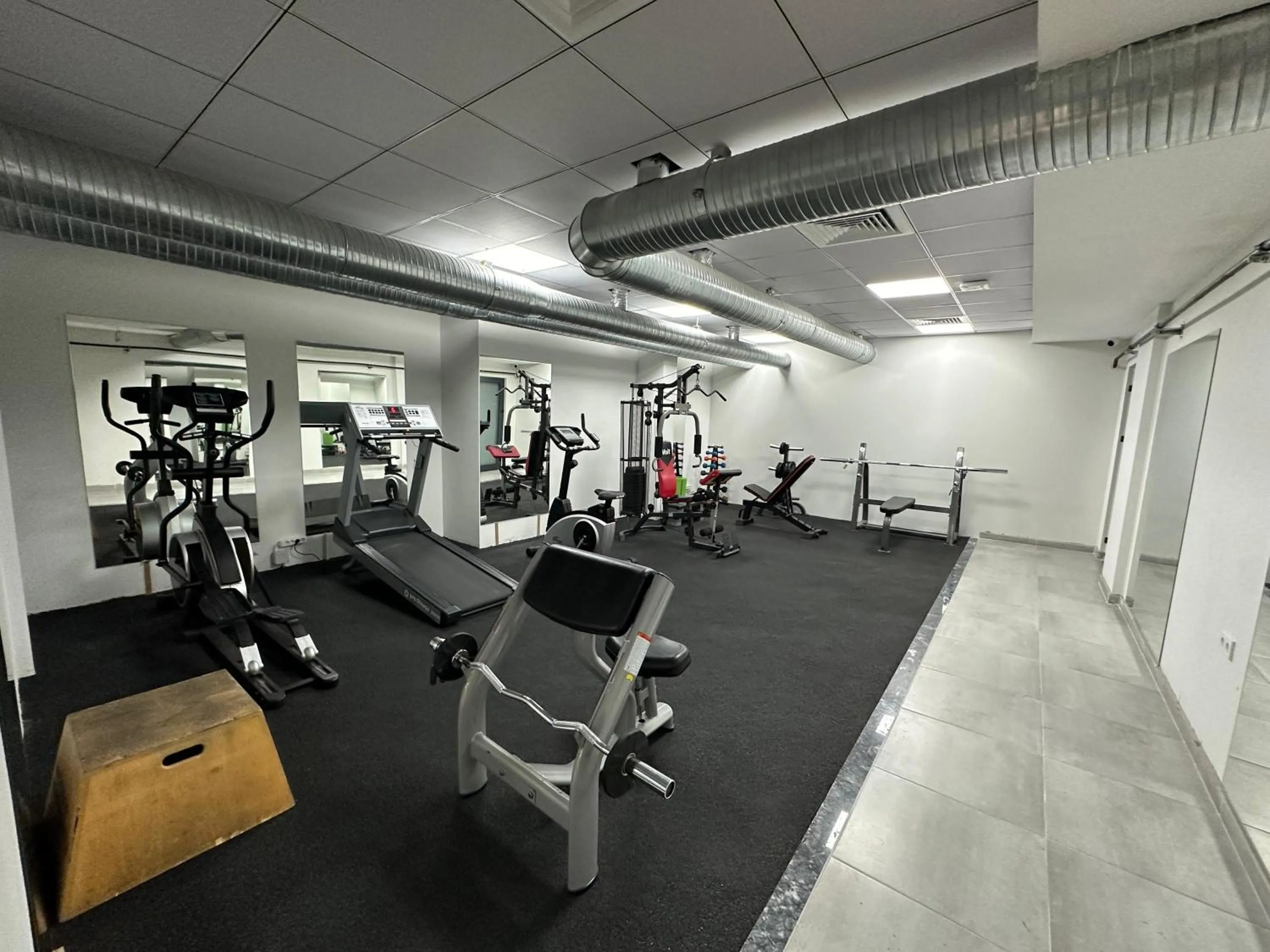 Fitness centre/facilities in C Suites Antalia Airport