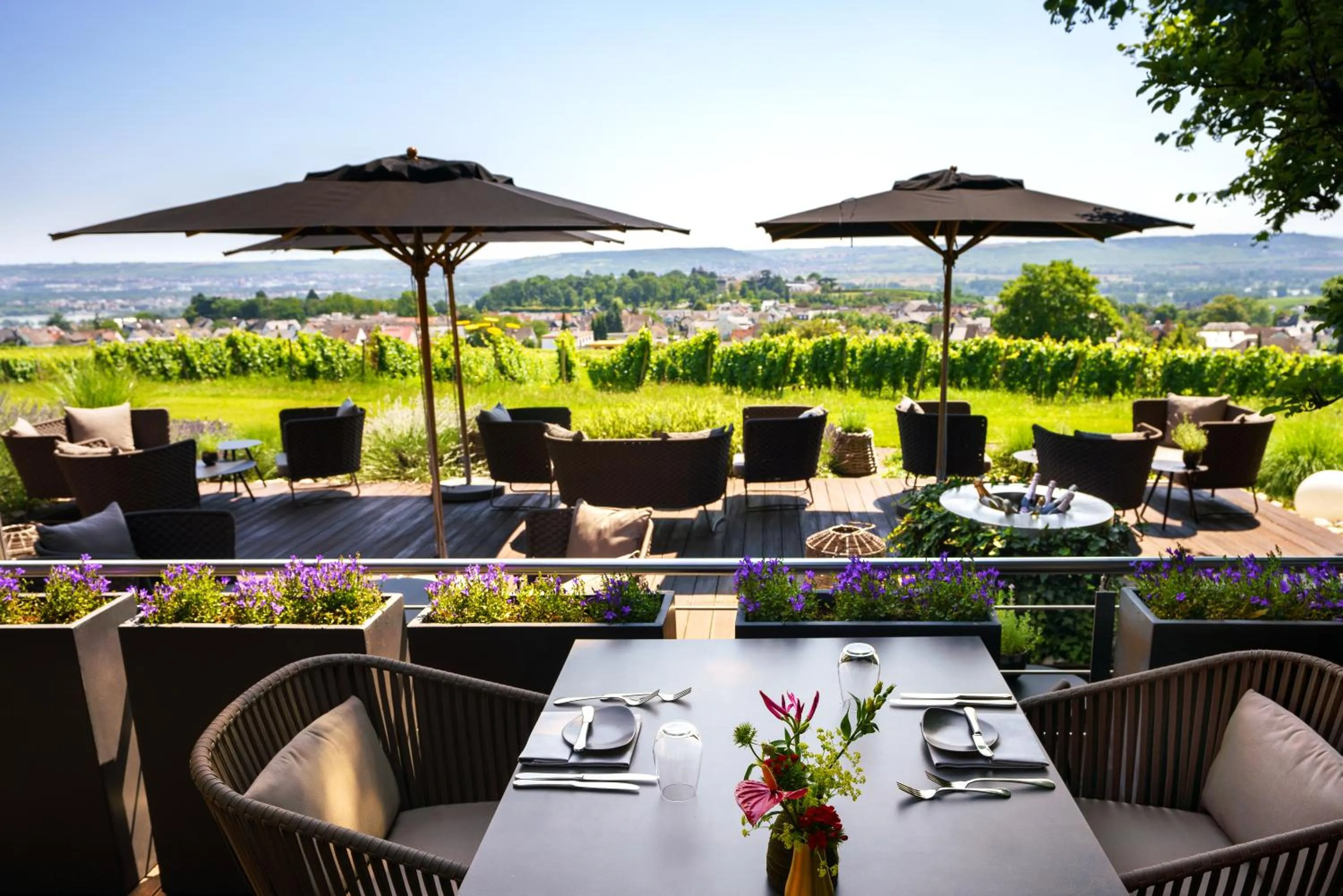 Restaurant/places to eat in Relais & Châteaux Hotel Burg Schwarzenstein