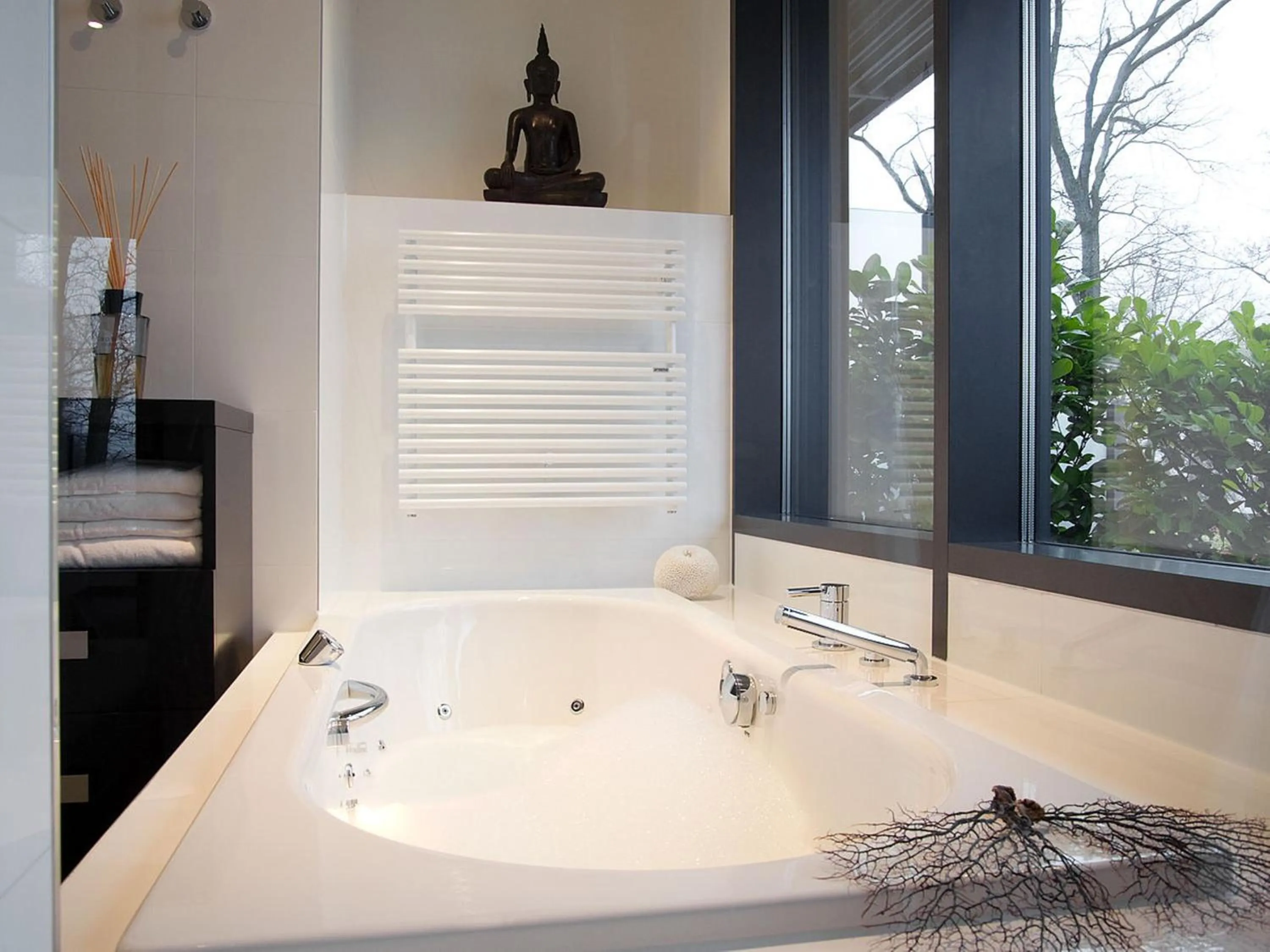 Bathroom in Relais & Châteaux Hotel Burg Schwarzenstein