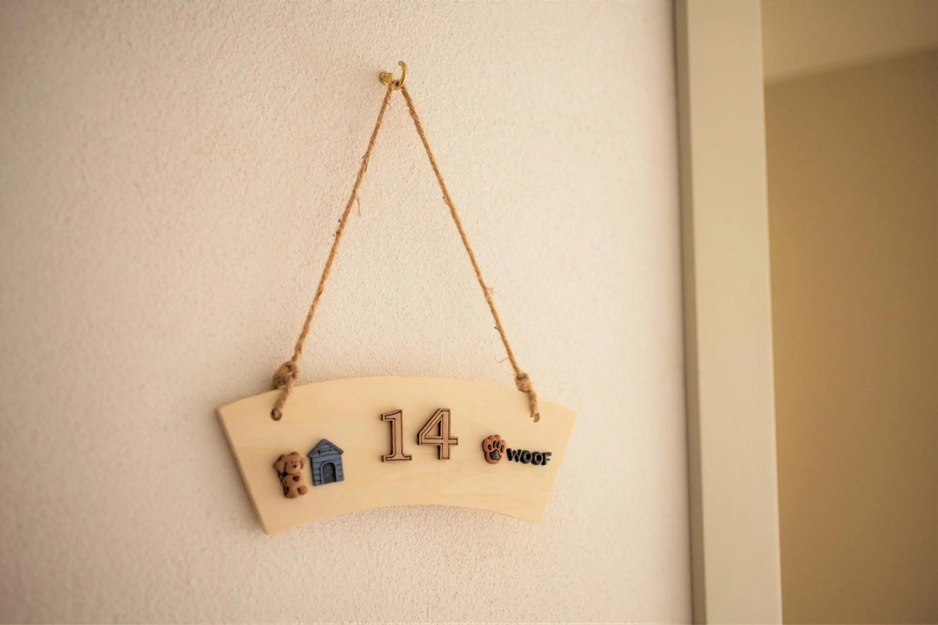 Logo/Certificate/Sign in Hotel Paris