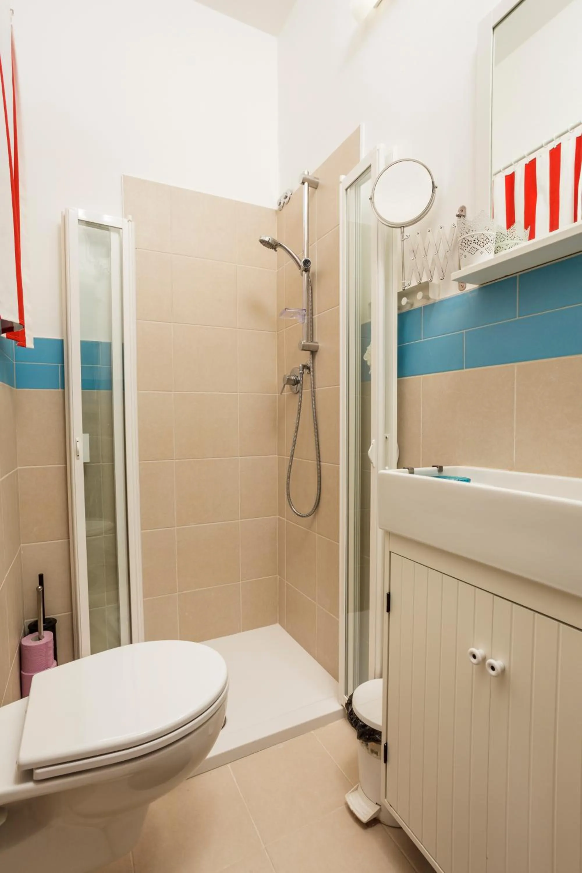 Bathroom in Hotel Paris