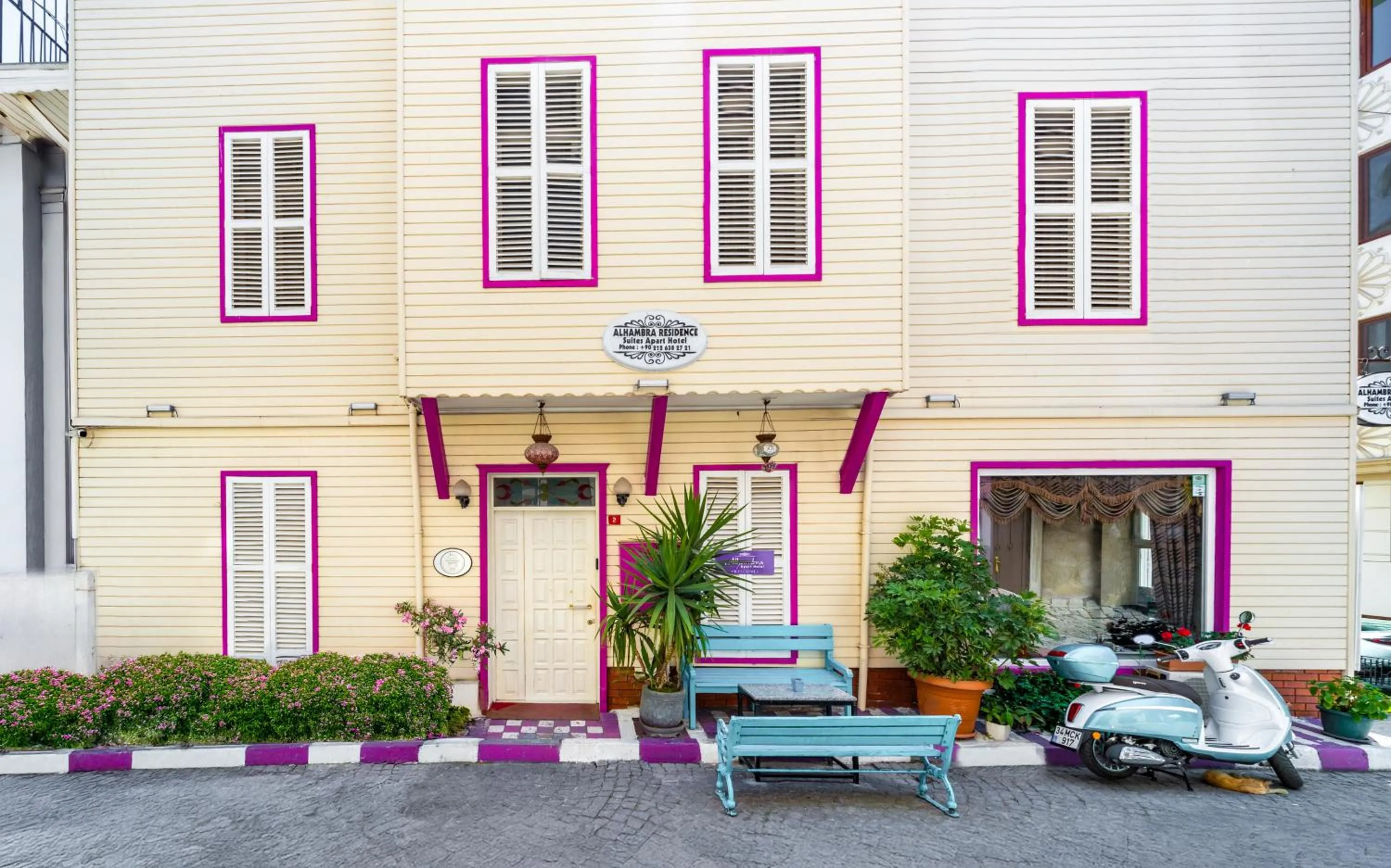 Off site in Alhambra Apart Hotel