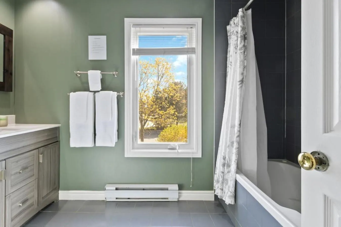 Bathroom in 3BR Bright Mountain View Condo at Blue on Monterra