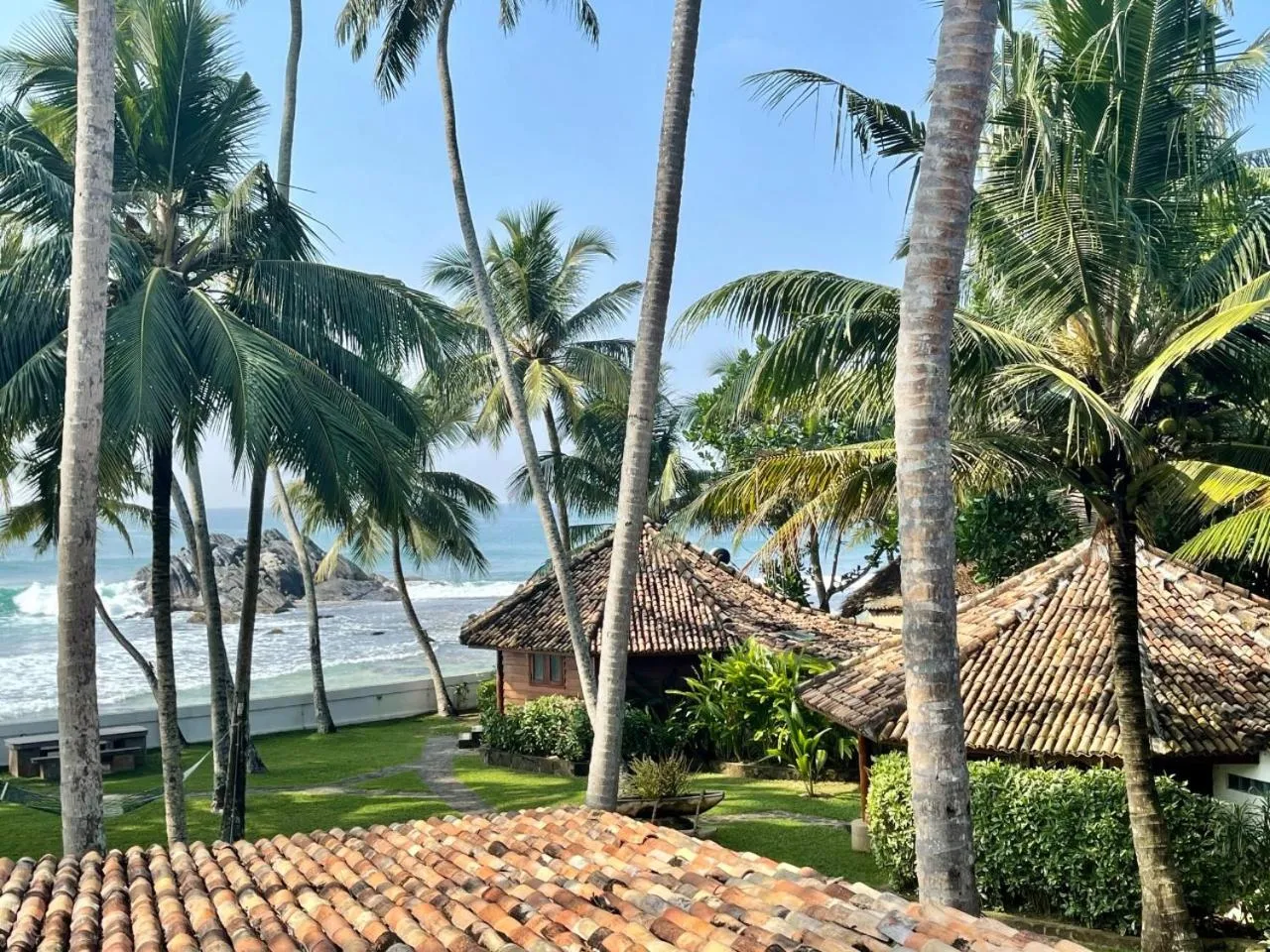 Rockside Cabanas Hotel