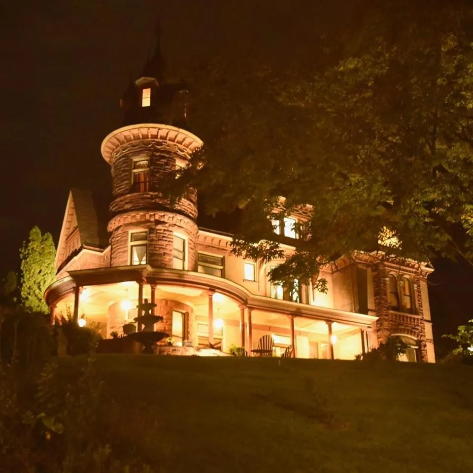 Restaurant/places to eat in Upjohn