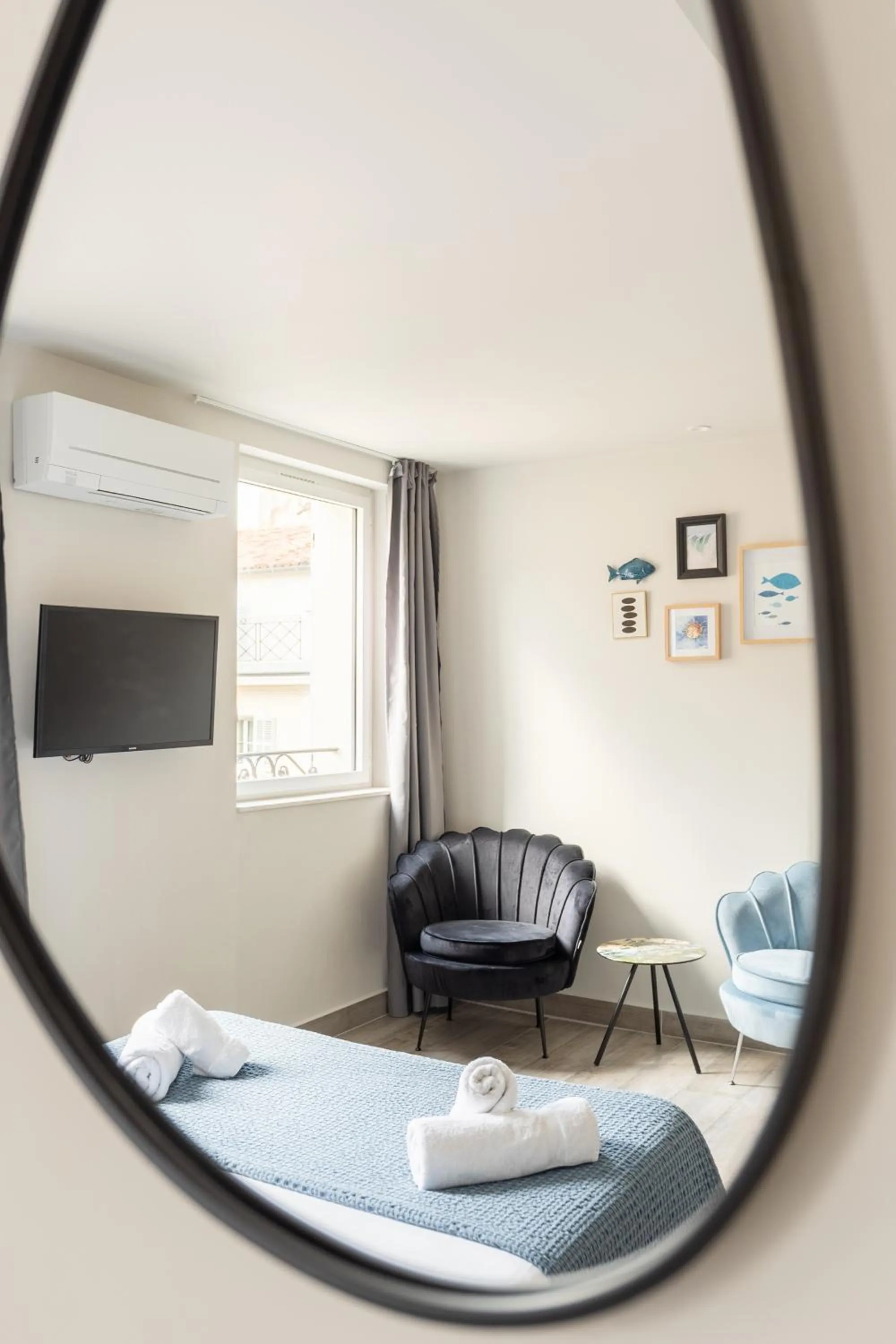 PARADISE Earth & Sea