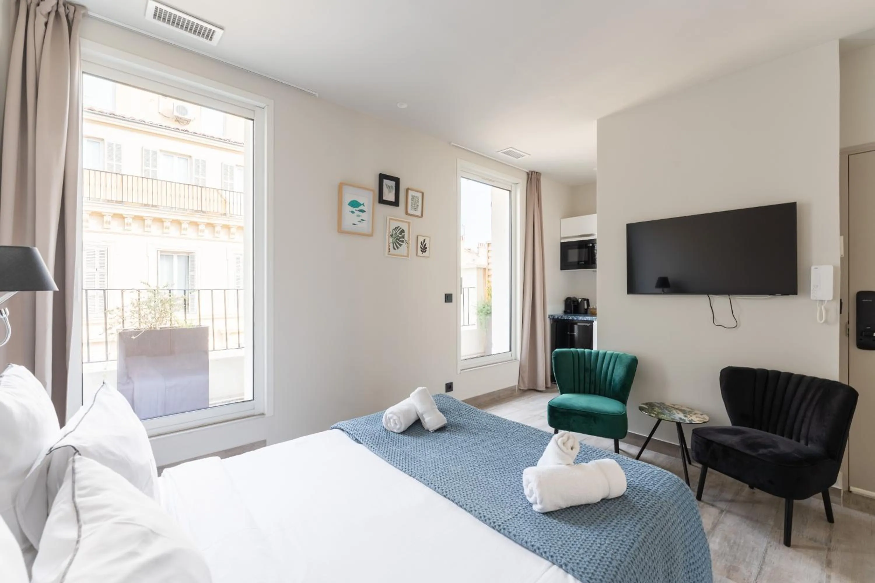 Bed in PARADISE Earth & Sea