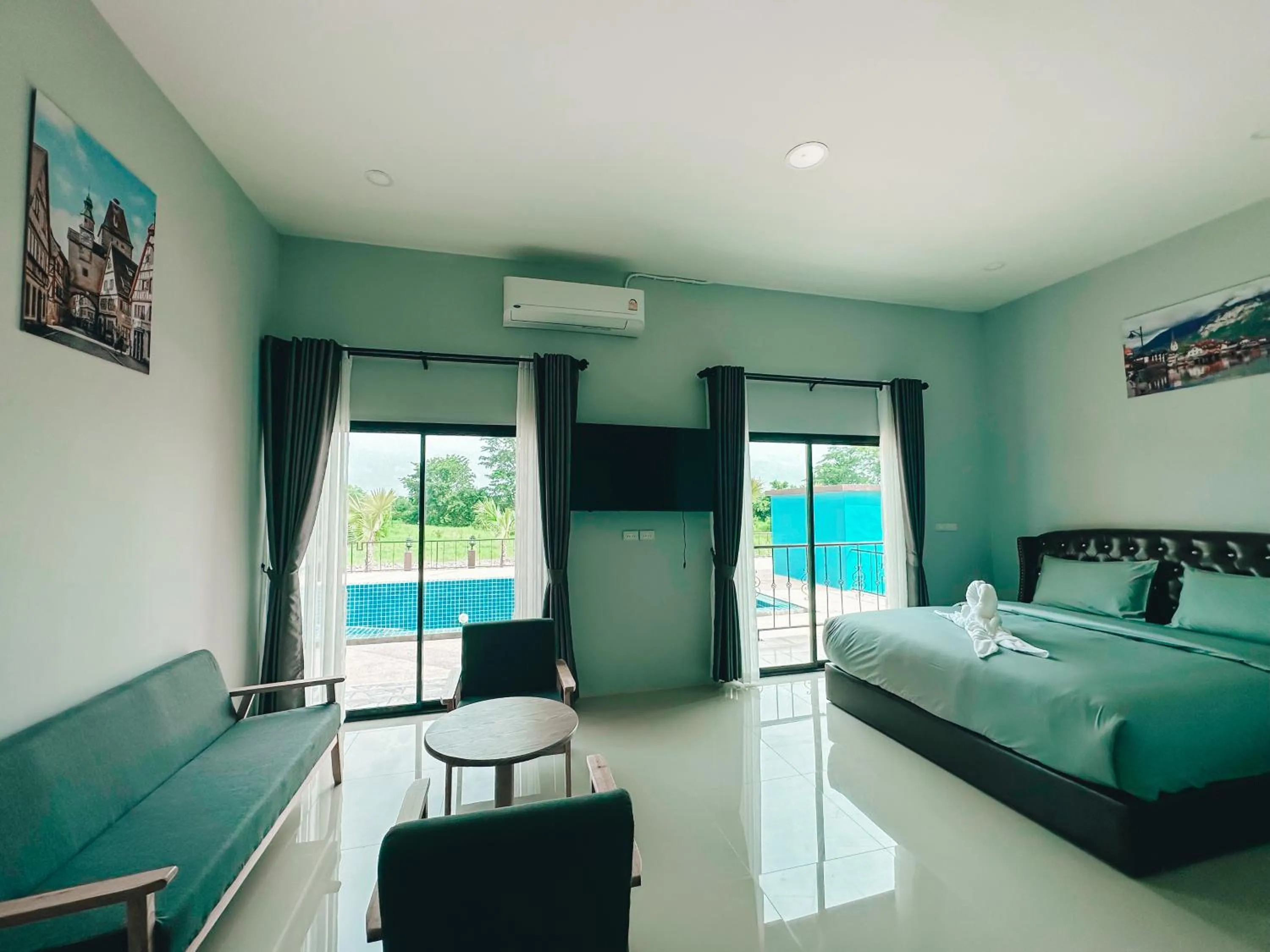 Bed in Tuscany Hotel Buriram