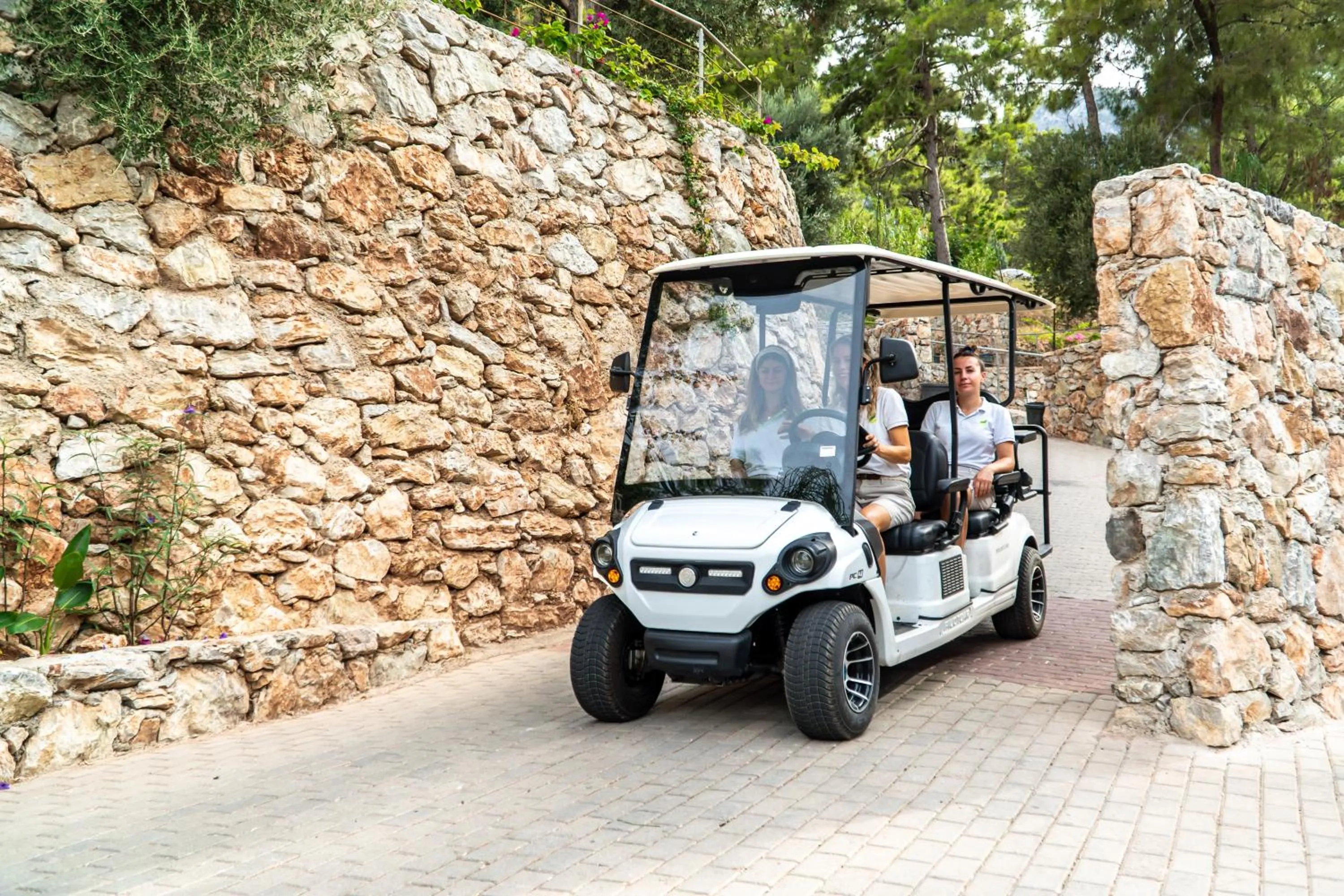 shuttle in Z-Villas Beach Hotel