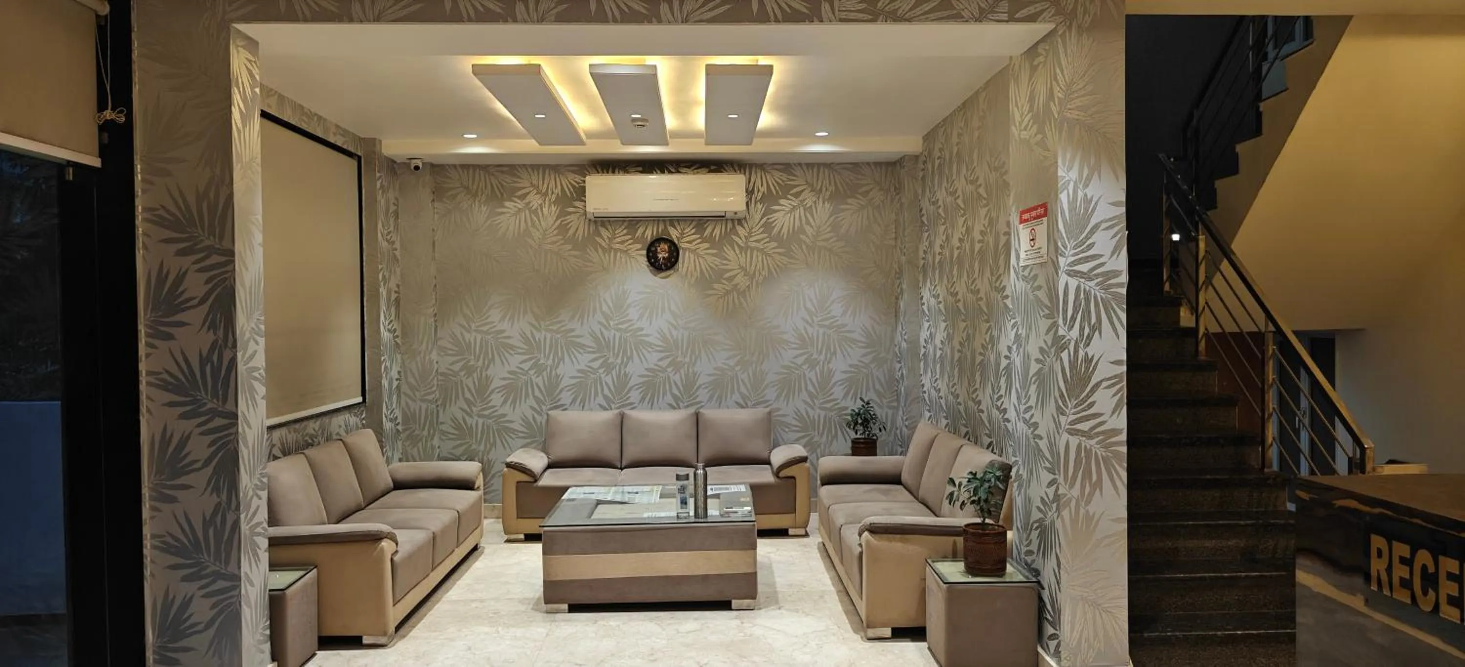 Lobby or reception in Hotel Karma Inn Near Akshay Patra Jagatpura