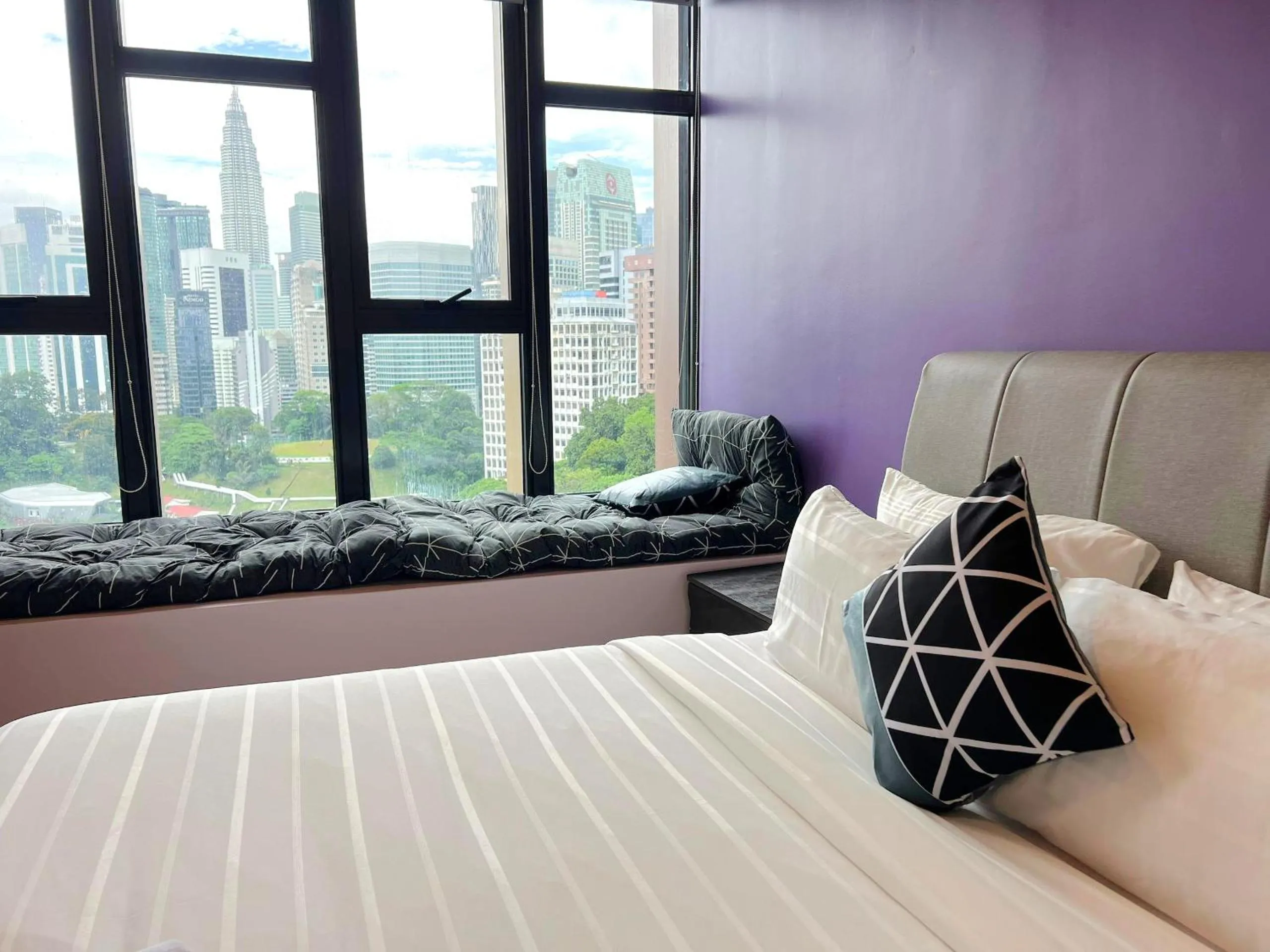 Bed in Ceylonz Suite, Bukit Bintang by MK HOME