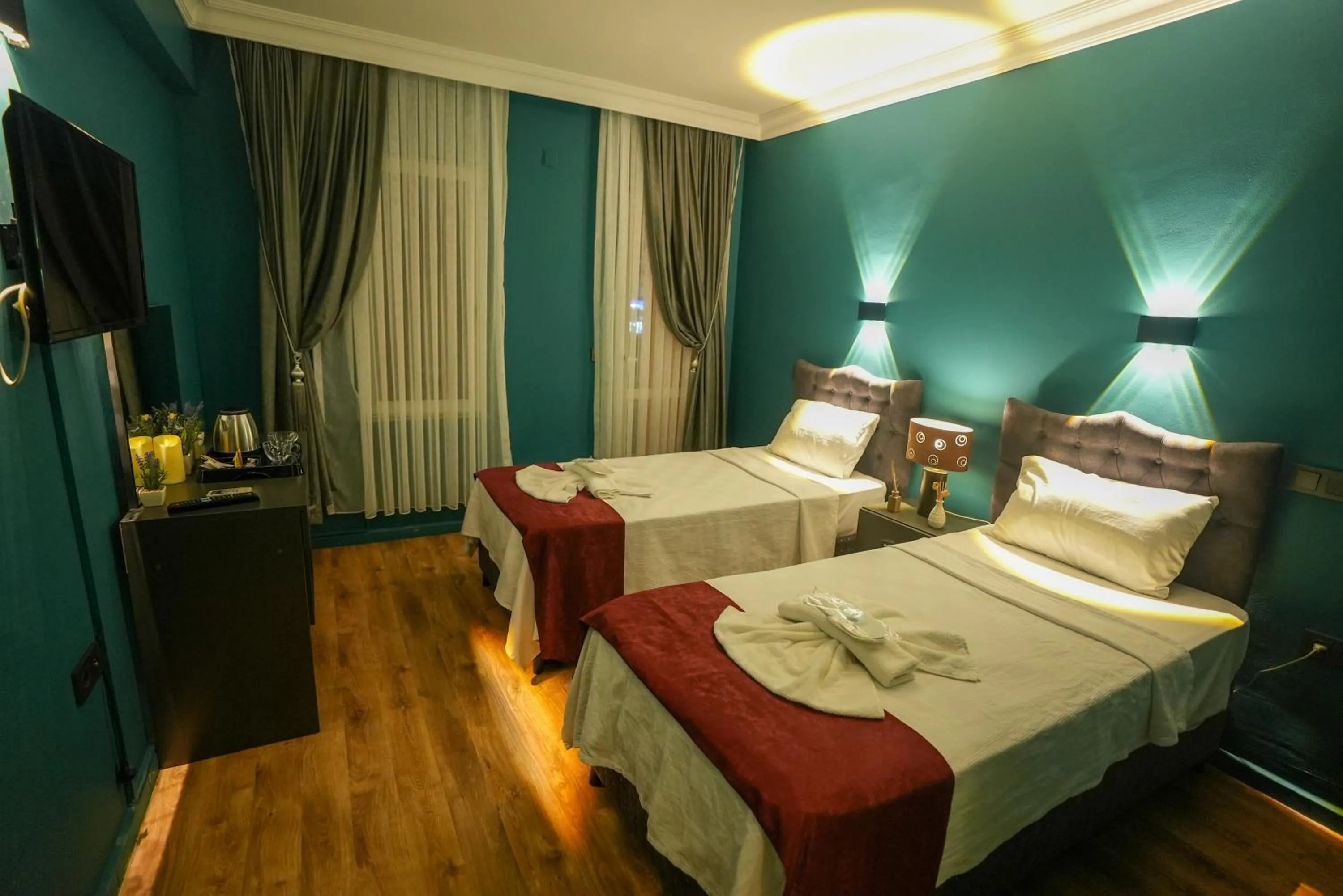 Bed in Sunlight Otel Fethiye