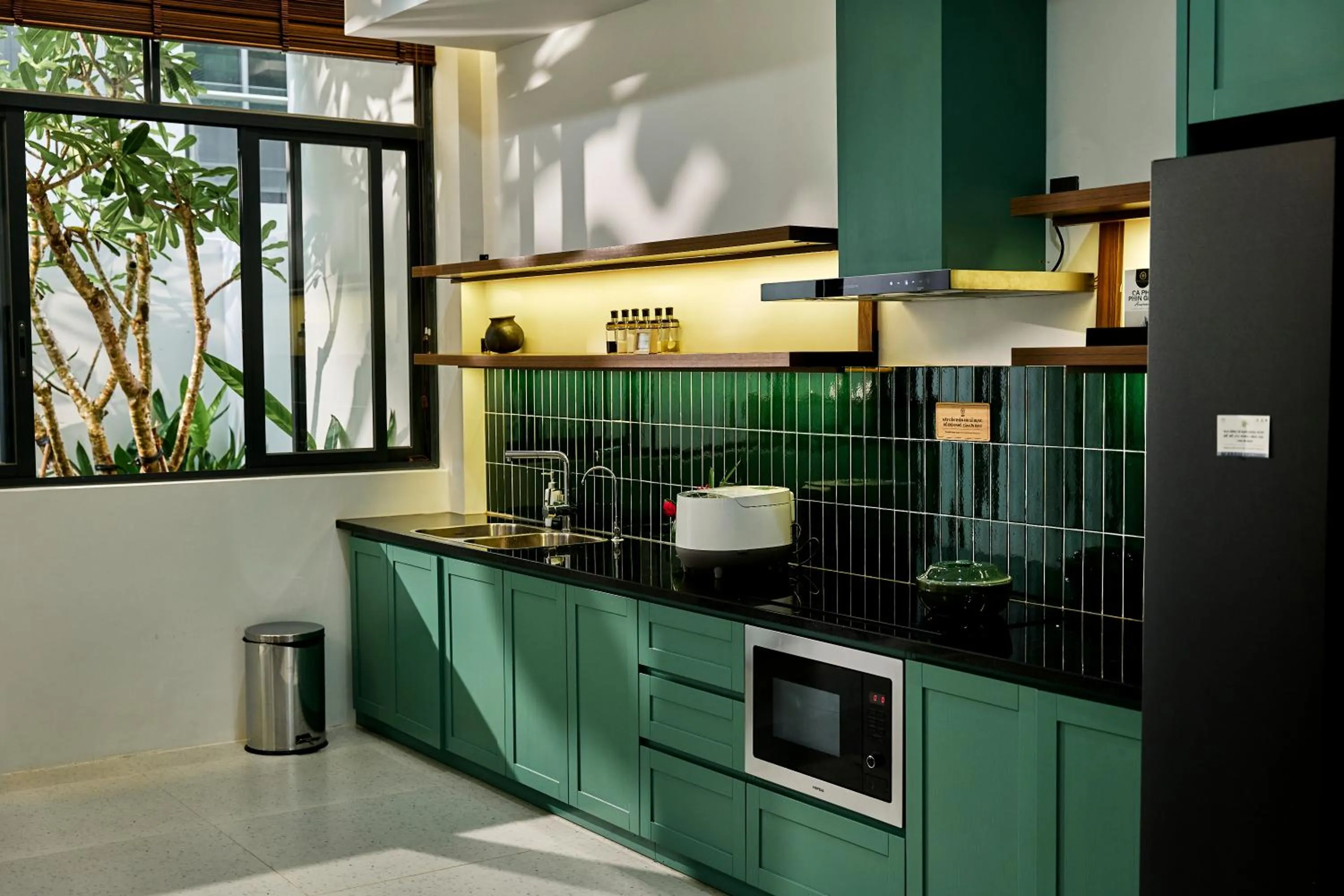 kitchen in The Coffee City - Healing & Retreats