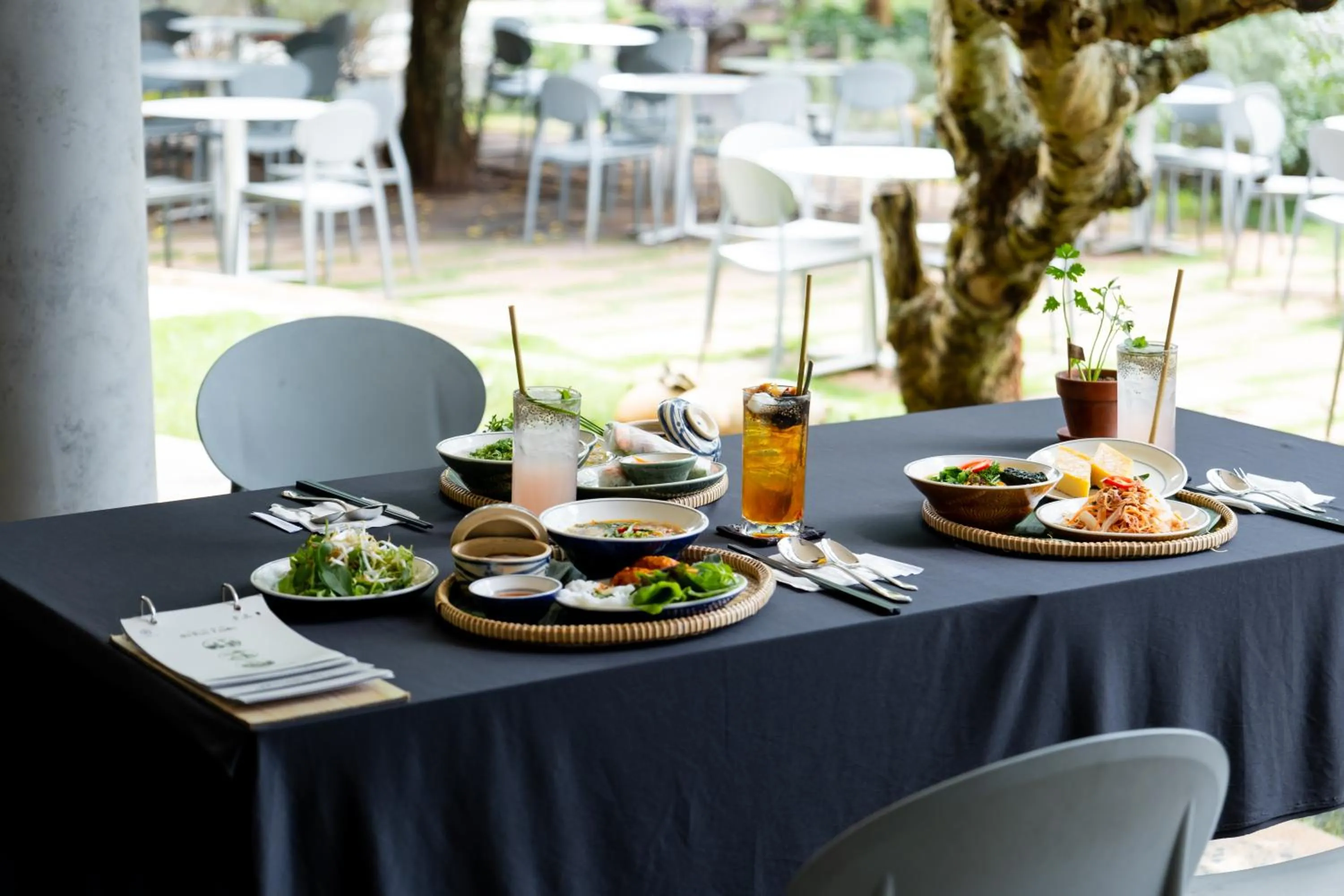 Lunch in The Coffee City - Healing & Retreats