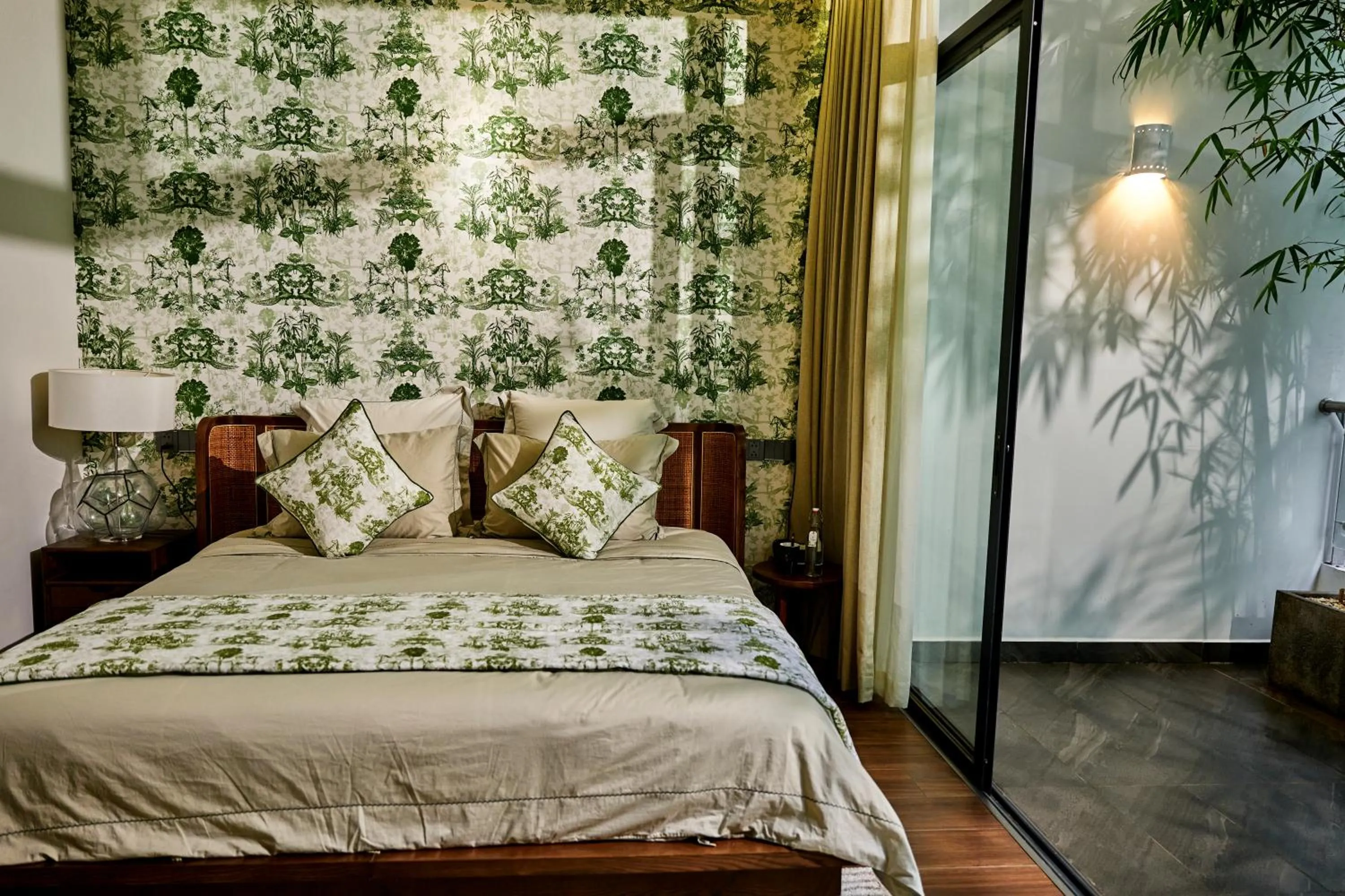 Bedroom in The Coffee City - Healing & Retreats