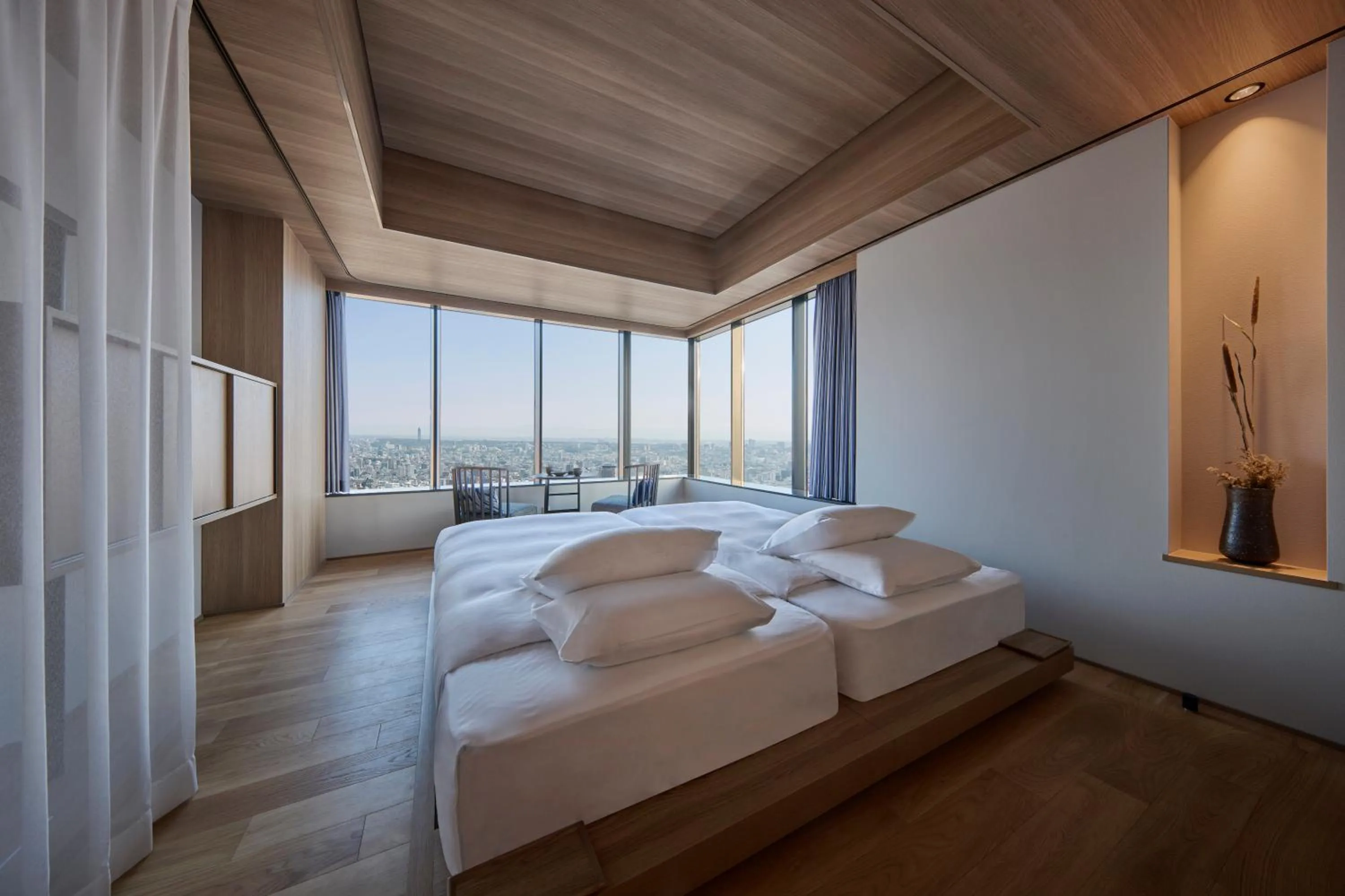 Photo of the whole room, Bed in The Royal Park Hotel Iconic Nagoya