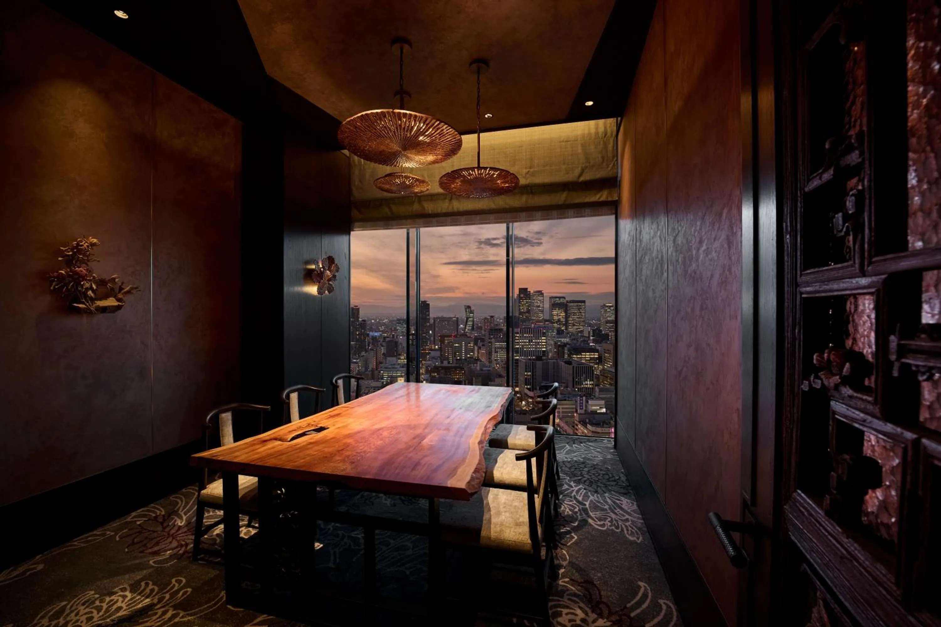 Restaurant/places to eat in The Royal Park Hotel Iconic Nagoya