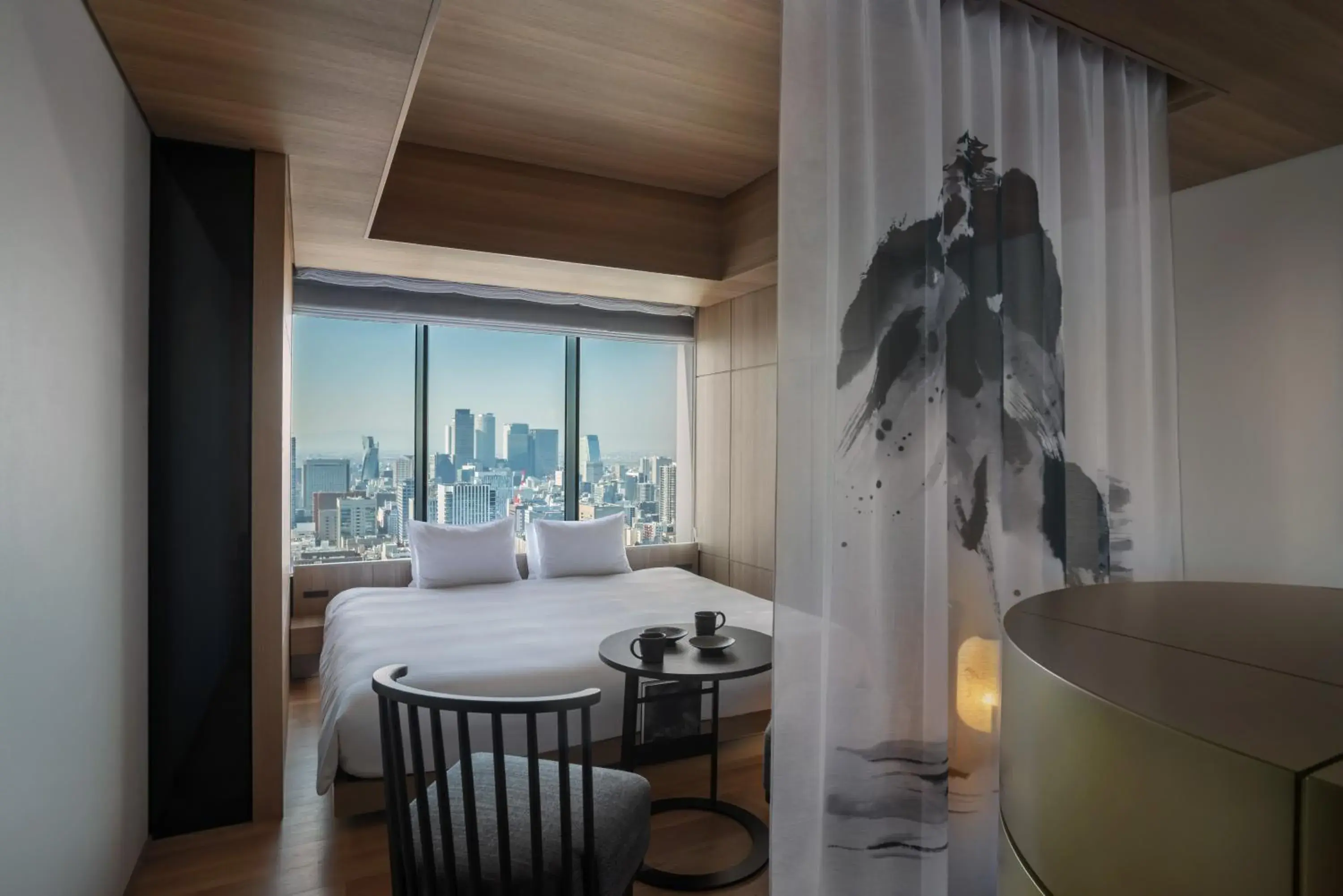 Superior King Room 【History】25 - 28F in The Royal Park Hotel Iconic Nagoya Superior King Room 【History】25 - 28F in The Royal Park Hotel Iconic Nagoya