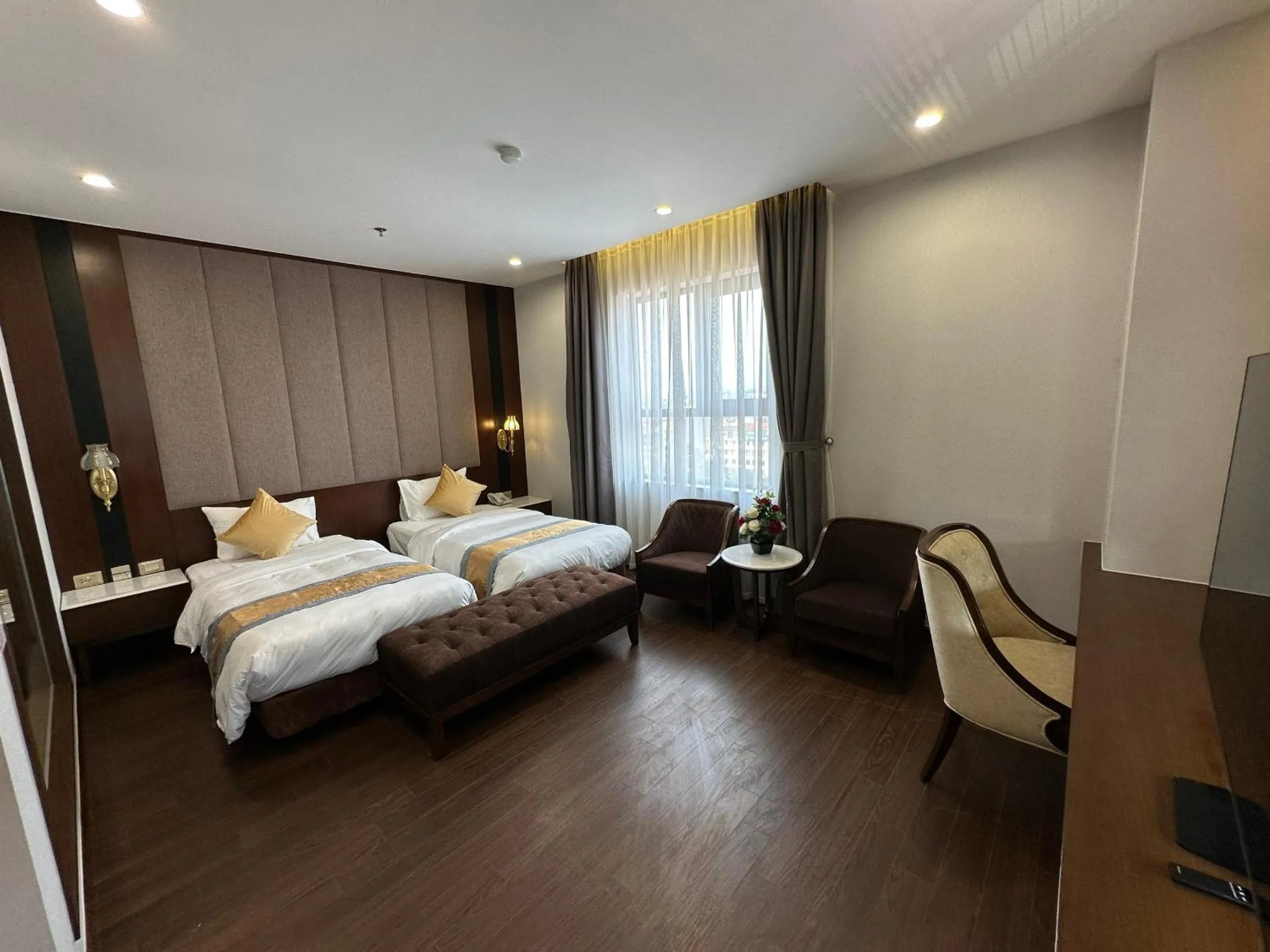 Bed in Kinh Bắc Palace Hotel