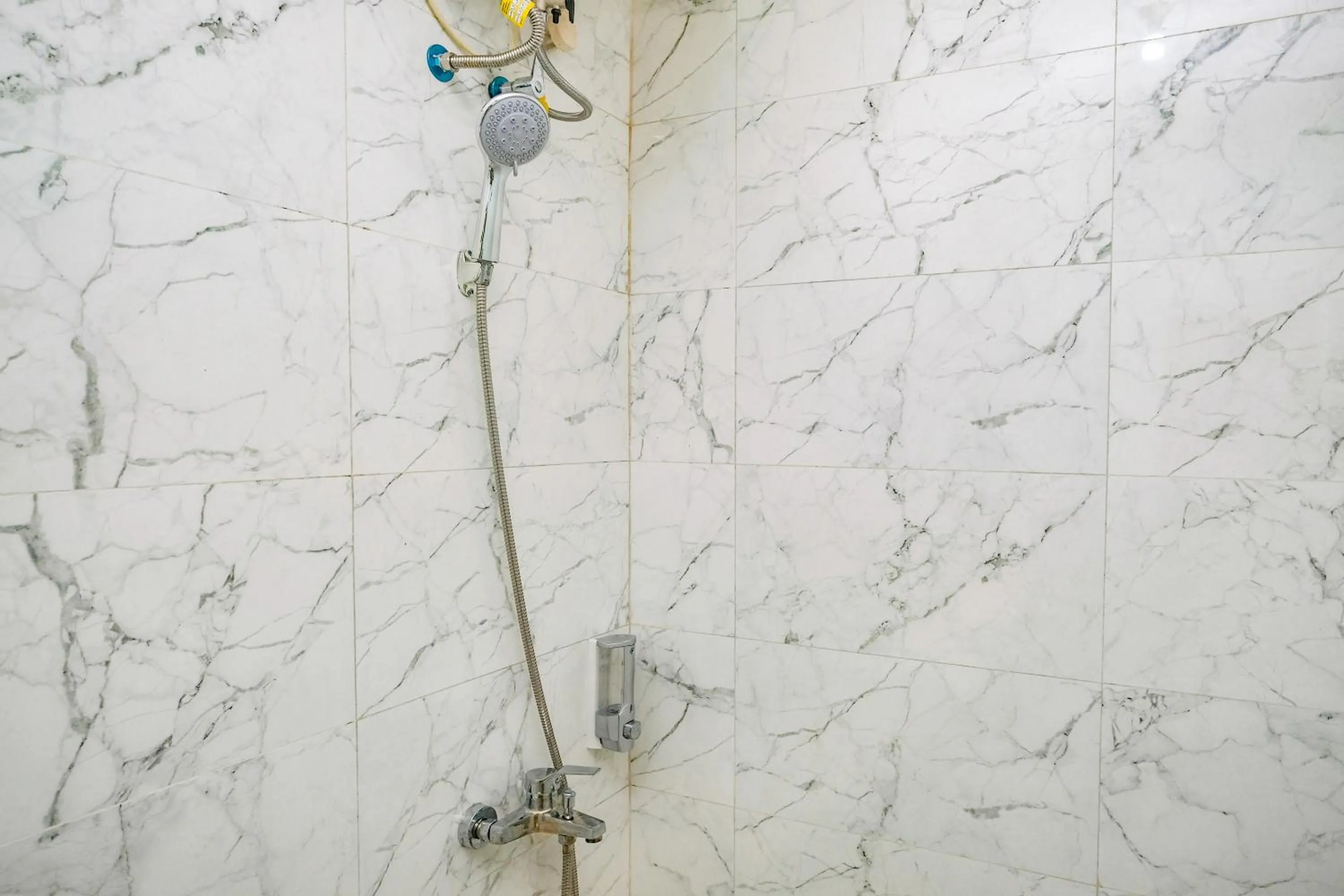 Sans Hotel City Park Medoho Semarang