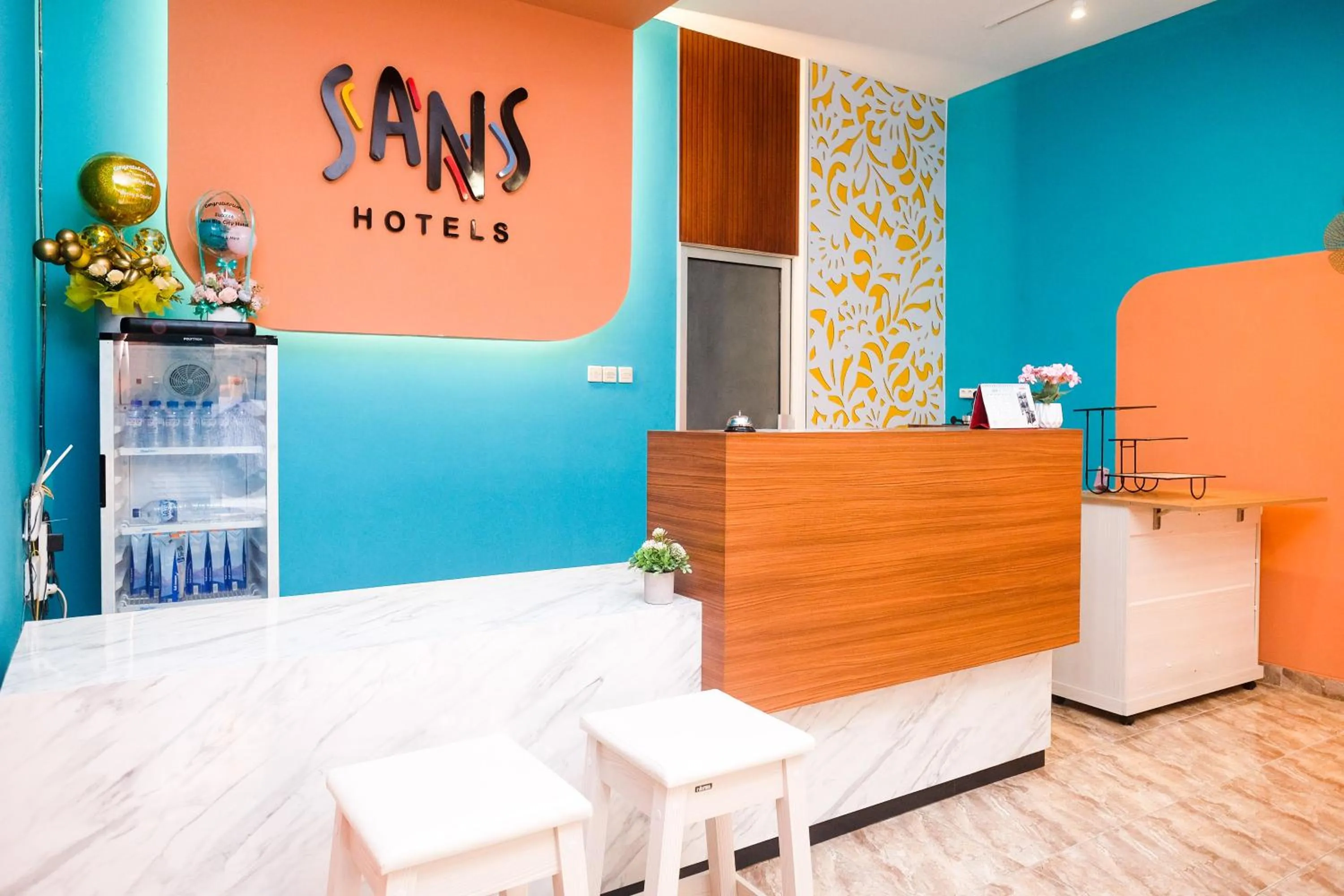 Lobby or reception in Sans Hotel City Park Medoho Semarang