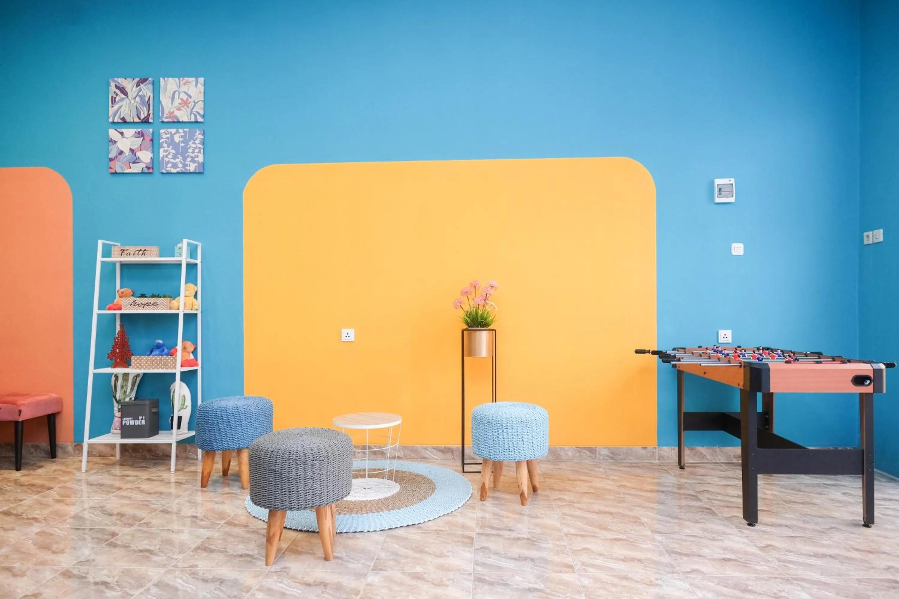 Lobby or reception in Sans Hotel City Park Medoho Semarang