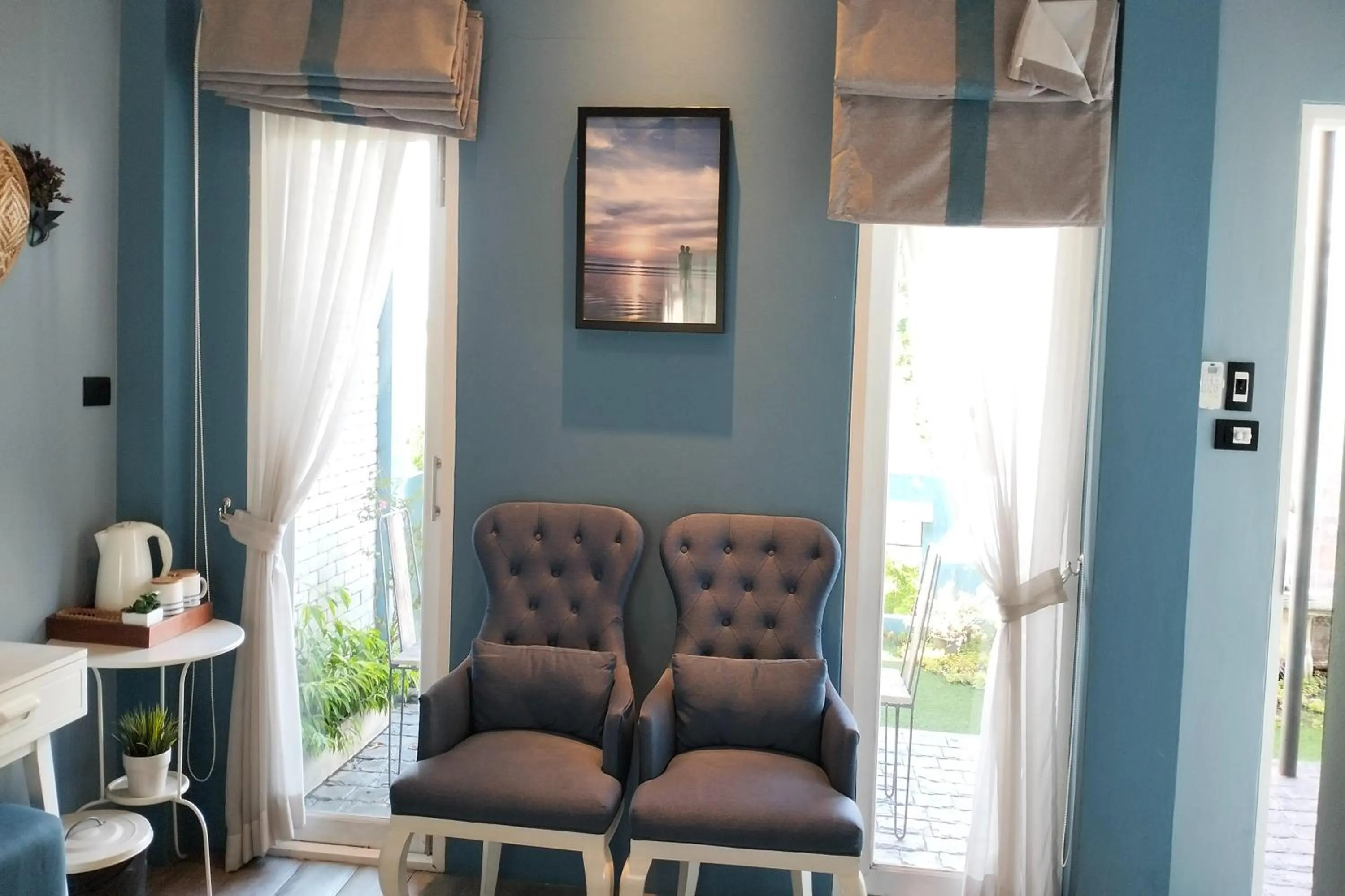 Seating area in I-Destiny Gallery Resort