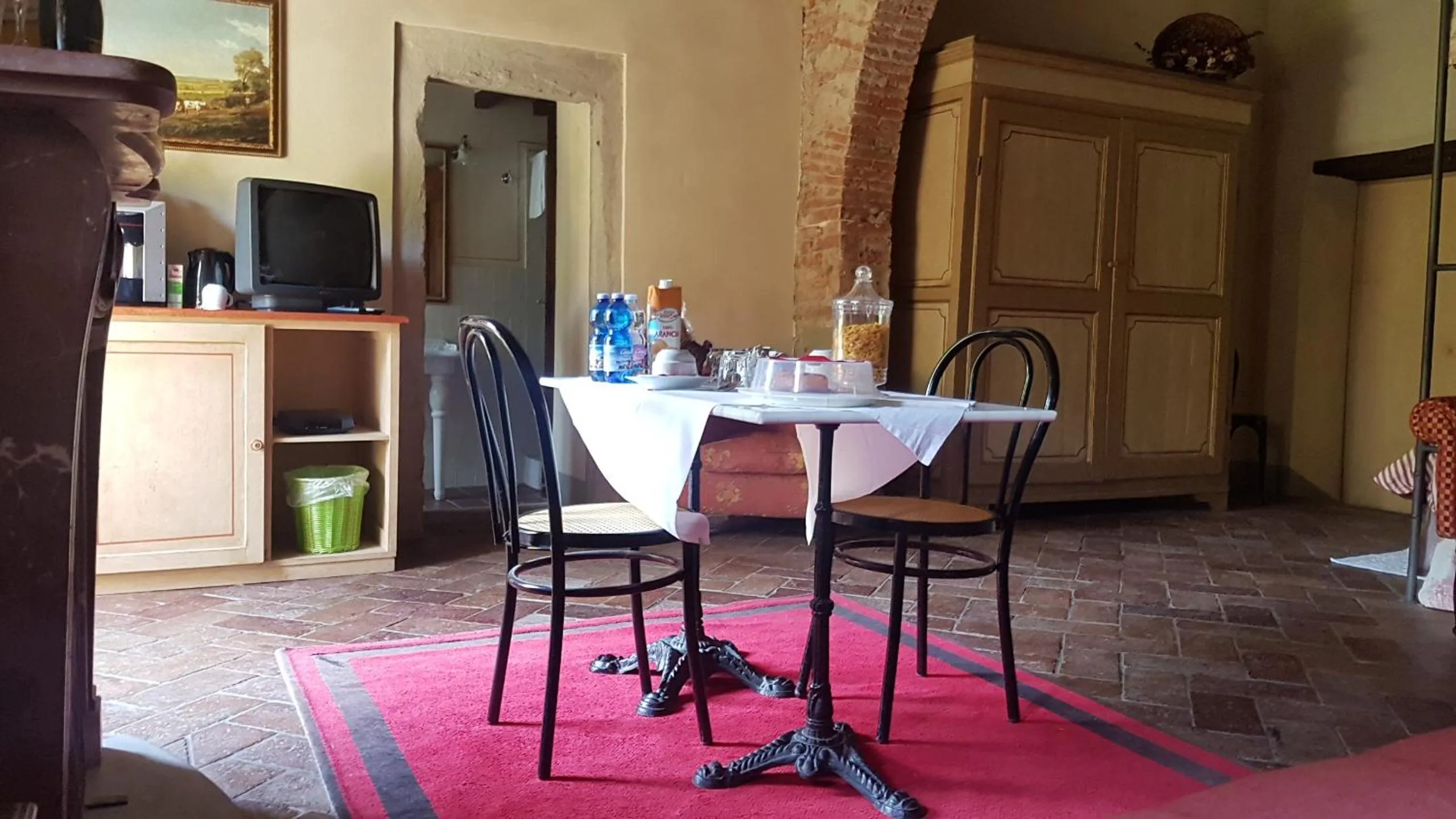 Photo of the whole room in Locanda Di Alberi