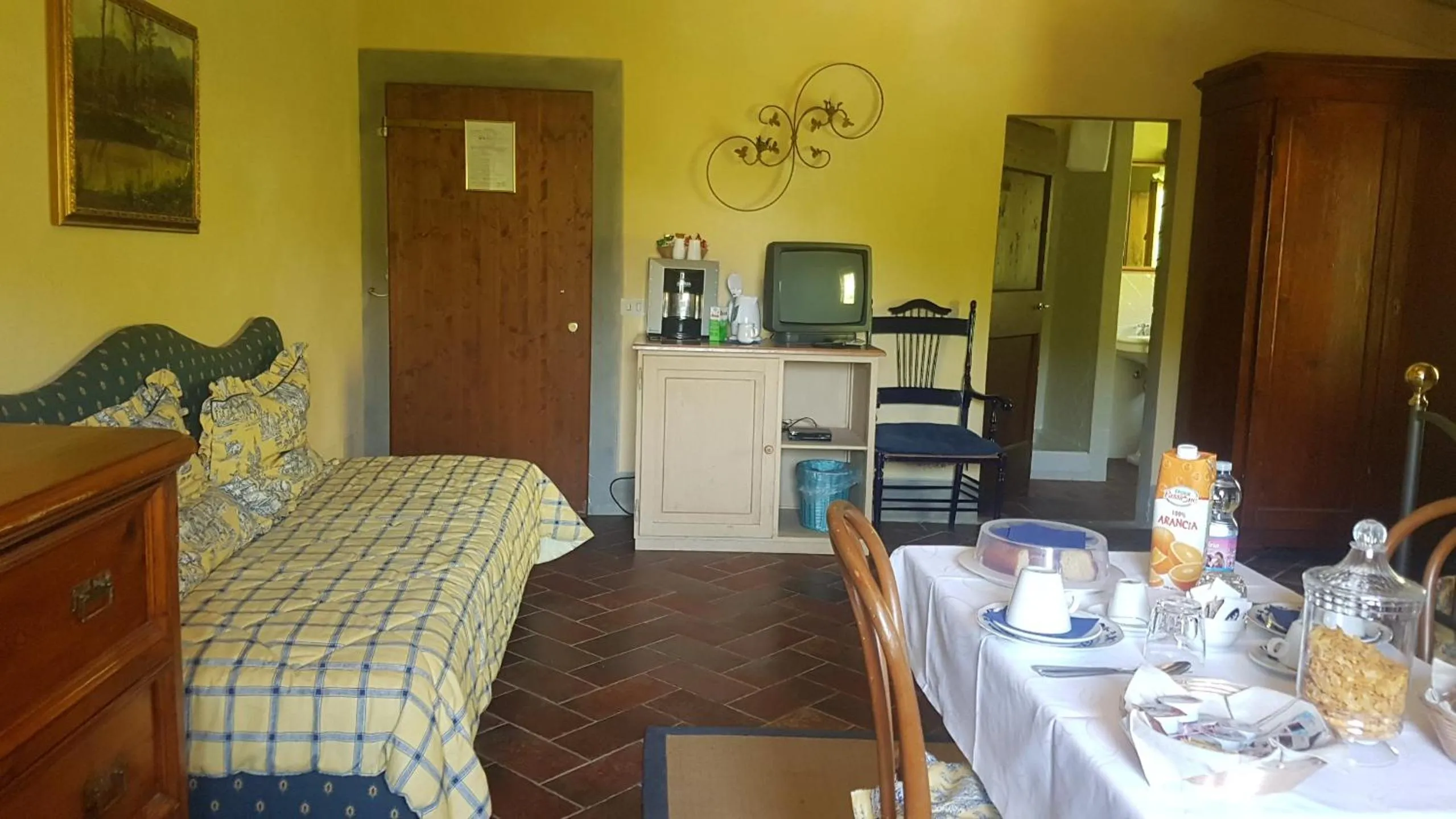 Photo of the whole room, Bed in Locanda Di Alberi