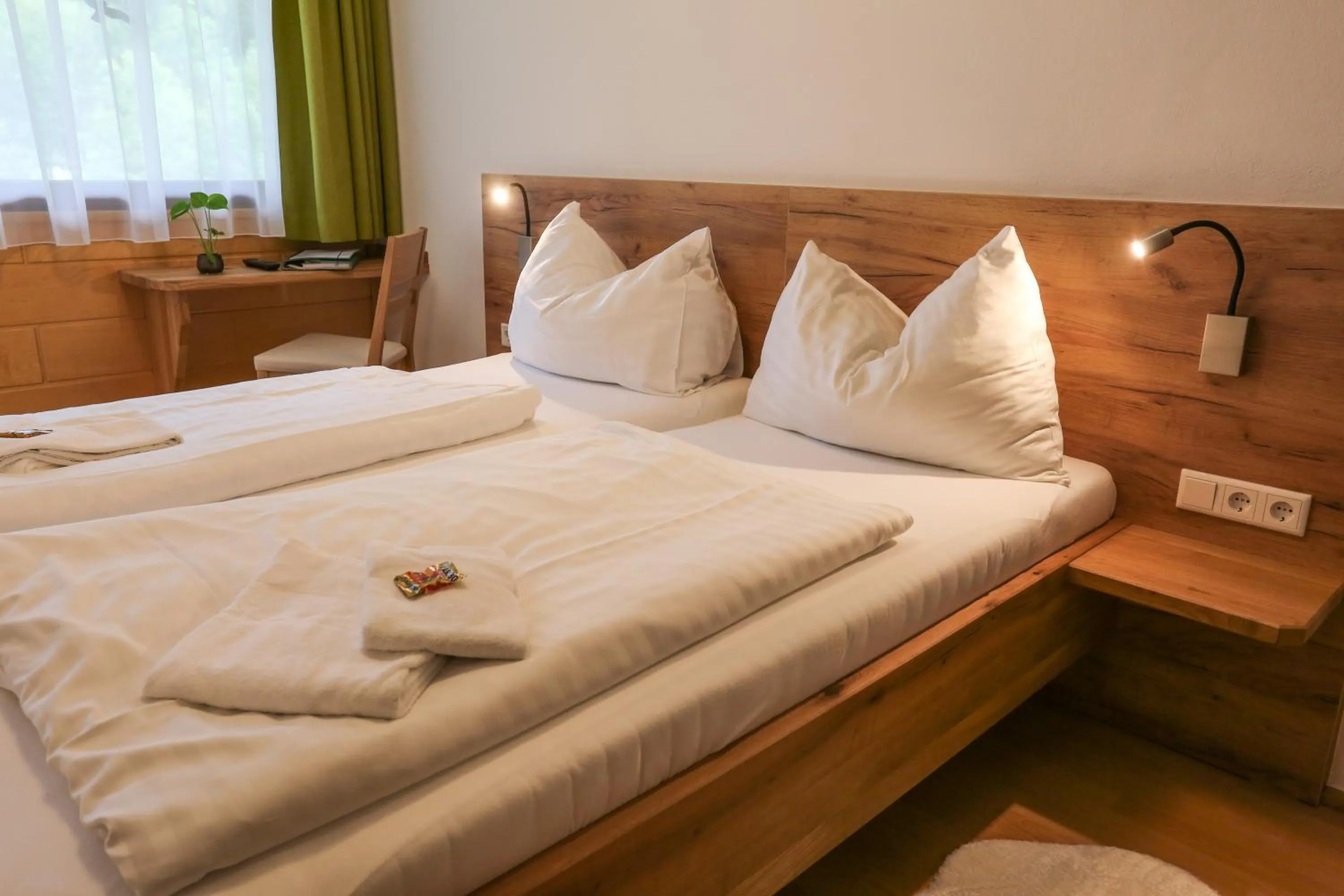 Bed in Gasthof Leitner - Der Wirt an der Klamm