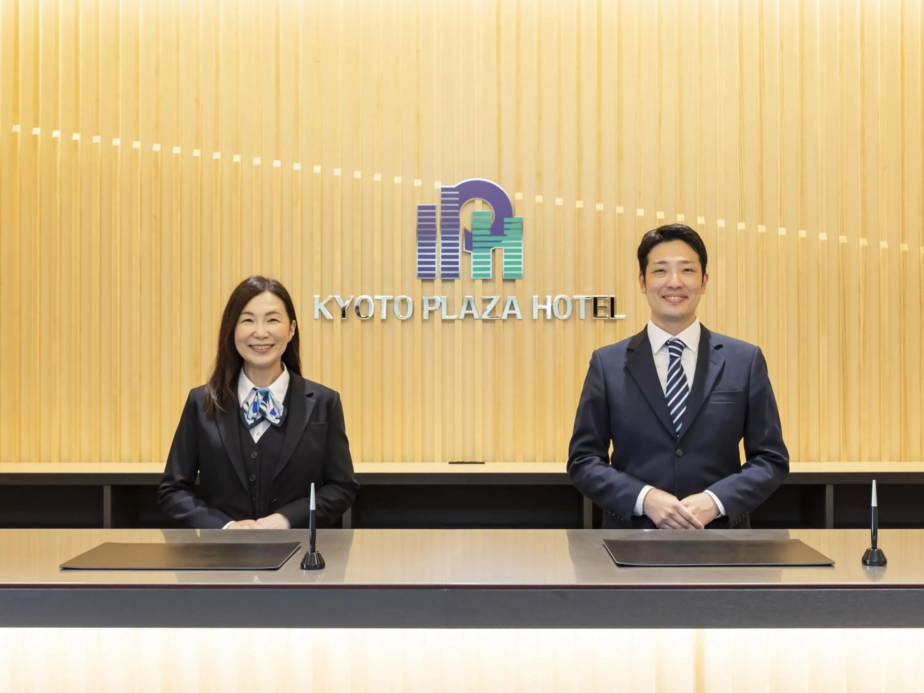 Staff in Kyoto Plaza Hotel Kintetsu Jujo