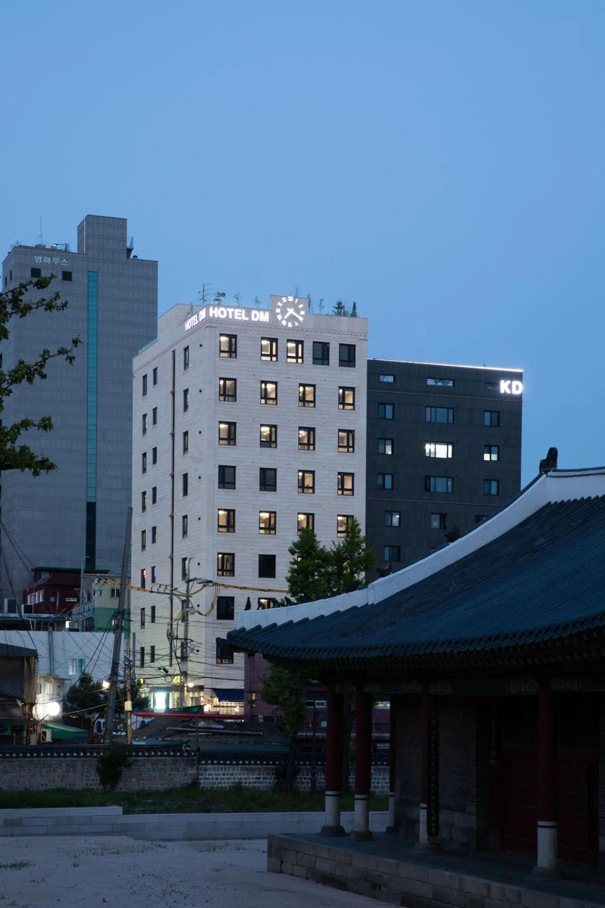 Property building in Hotel DM