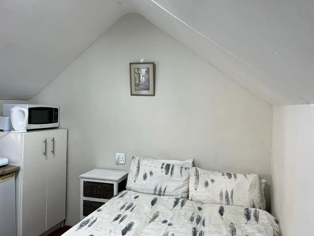 Albatross Beach Guest House