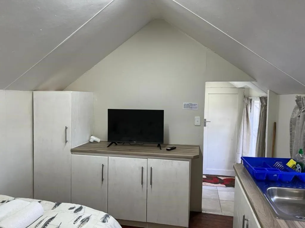 Albatross Beach Guest House