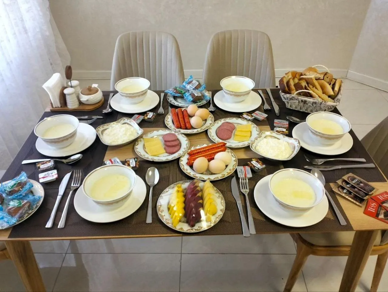 Food in Afsona Hotel