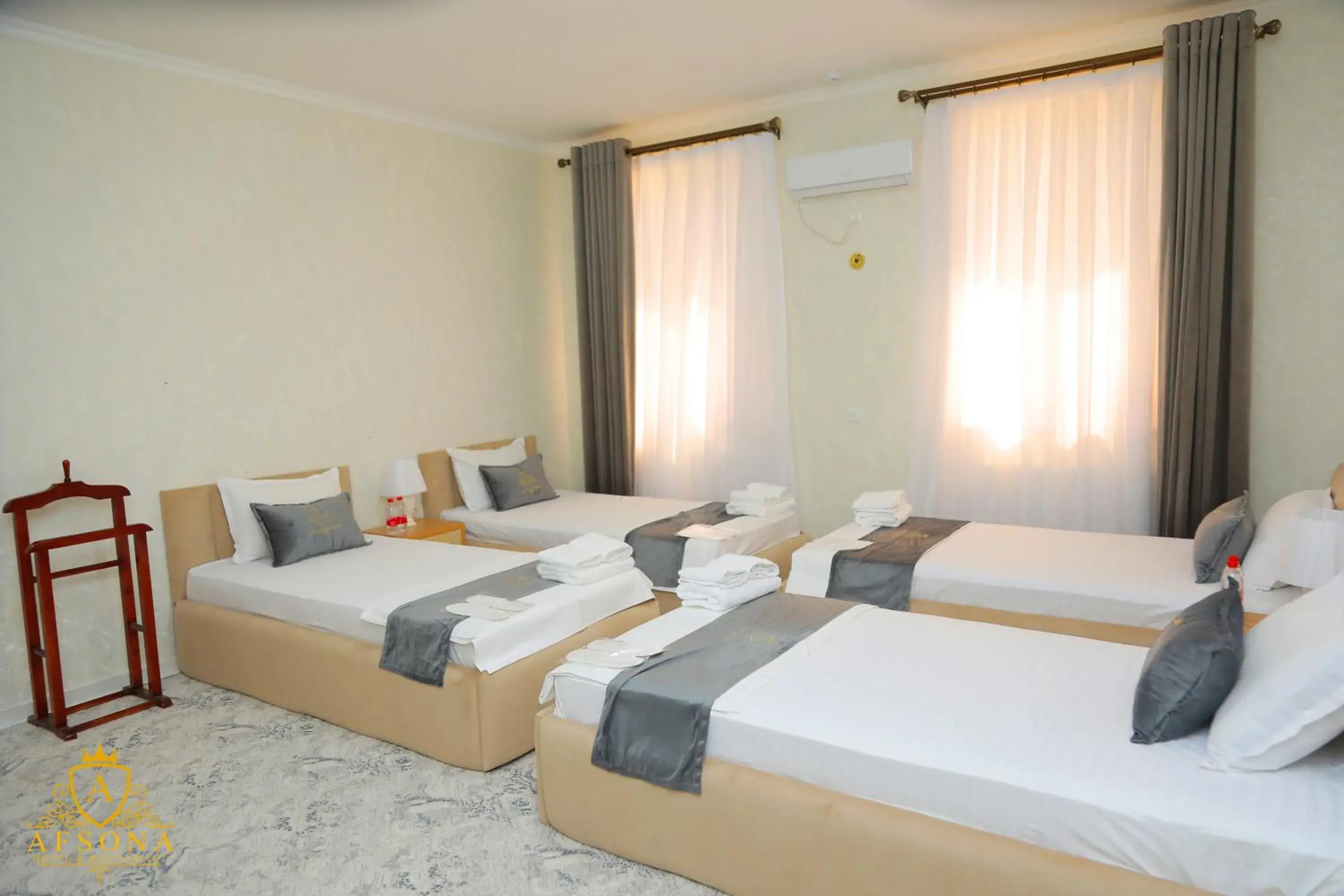 Quadruple Room with Private Bathroom - single occupancy in Afsona Hotel Quadruple Room with Private Bathroom - single occupancy in Afsona Hotel
