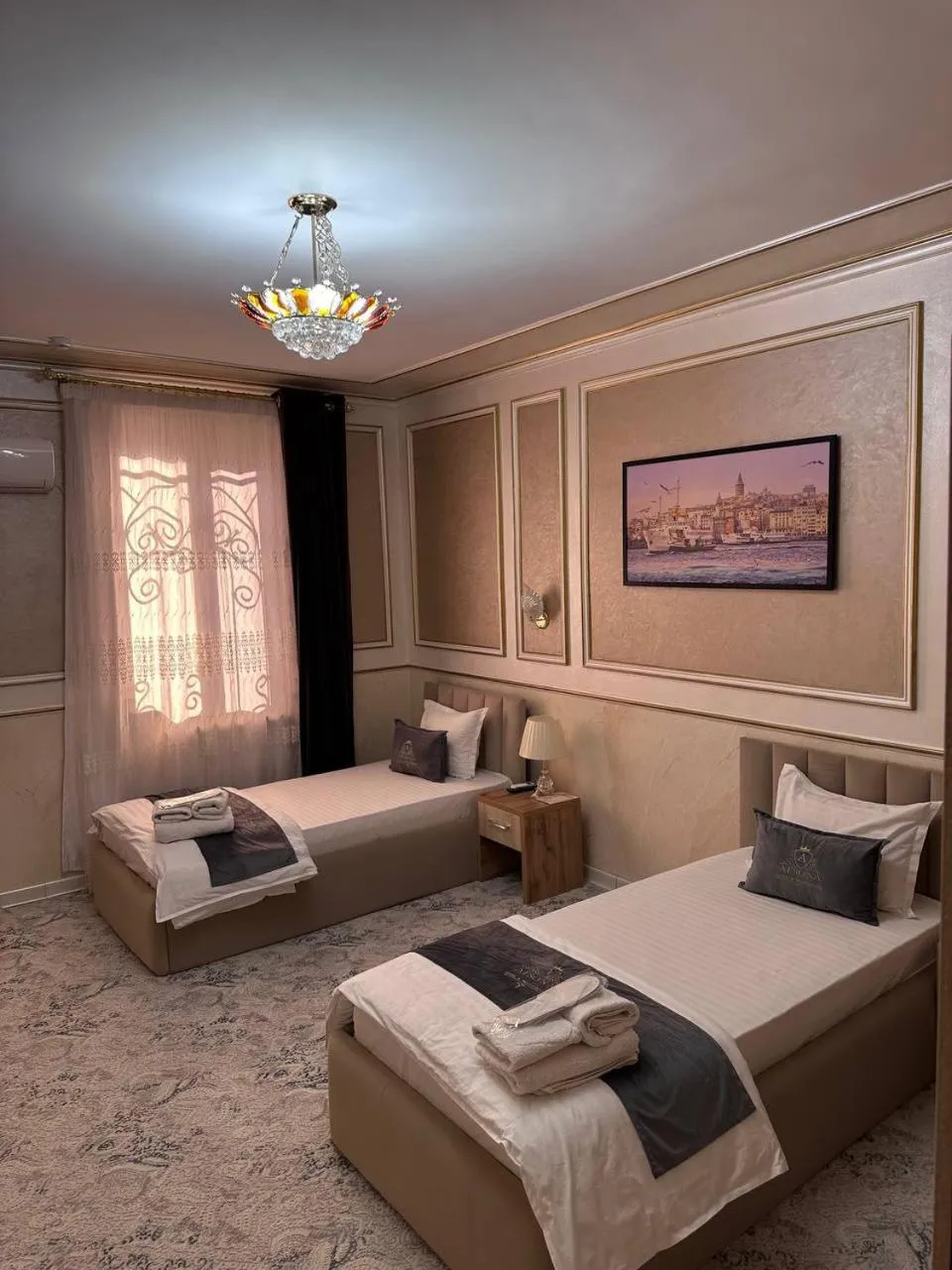 Photo of the whole room, Bed in Afsona Hotel