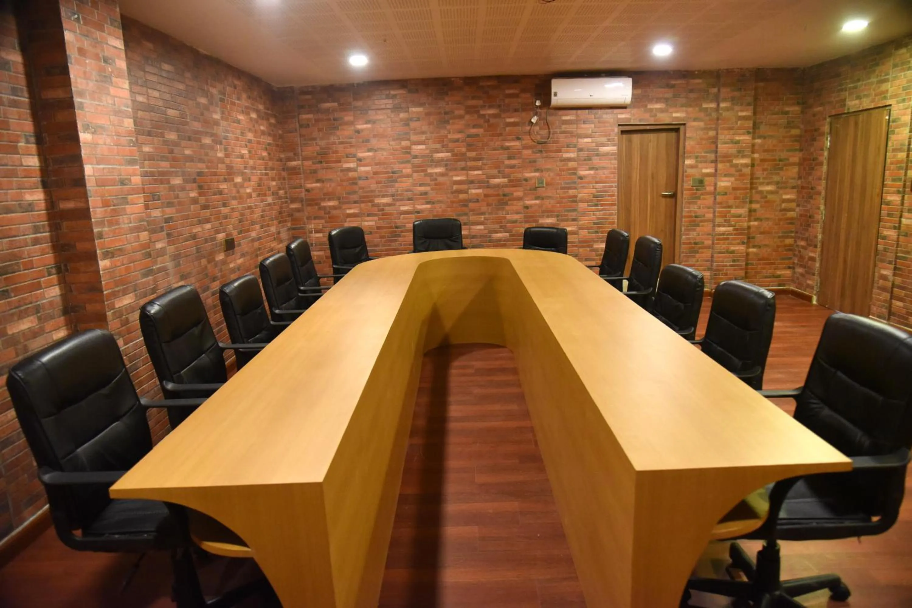 Meeting/conference room in Hotel Obsidian Blue