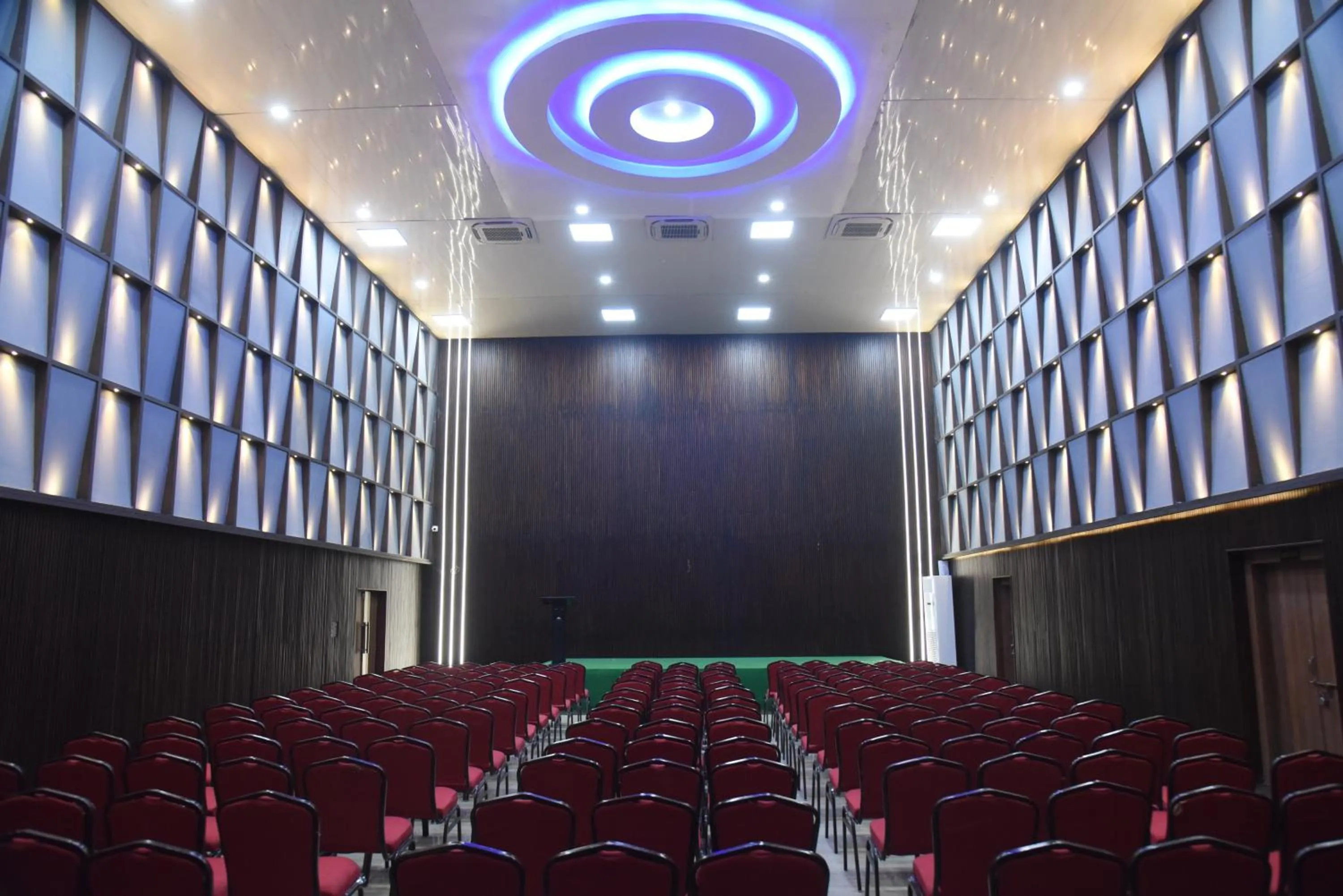 Meeting/conference room in Hotel Obsidian Blue