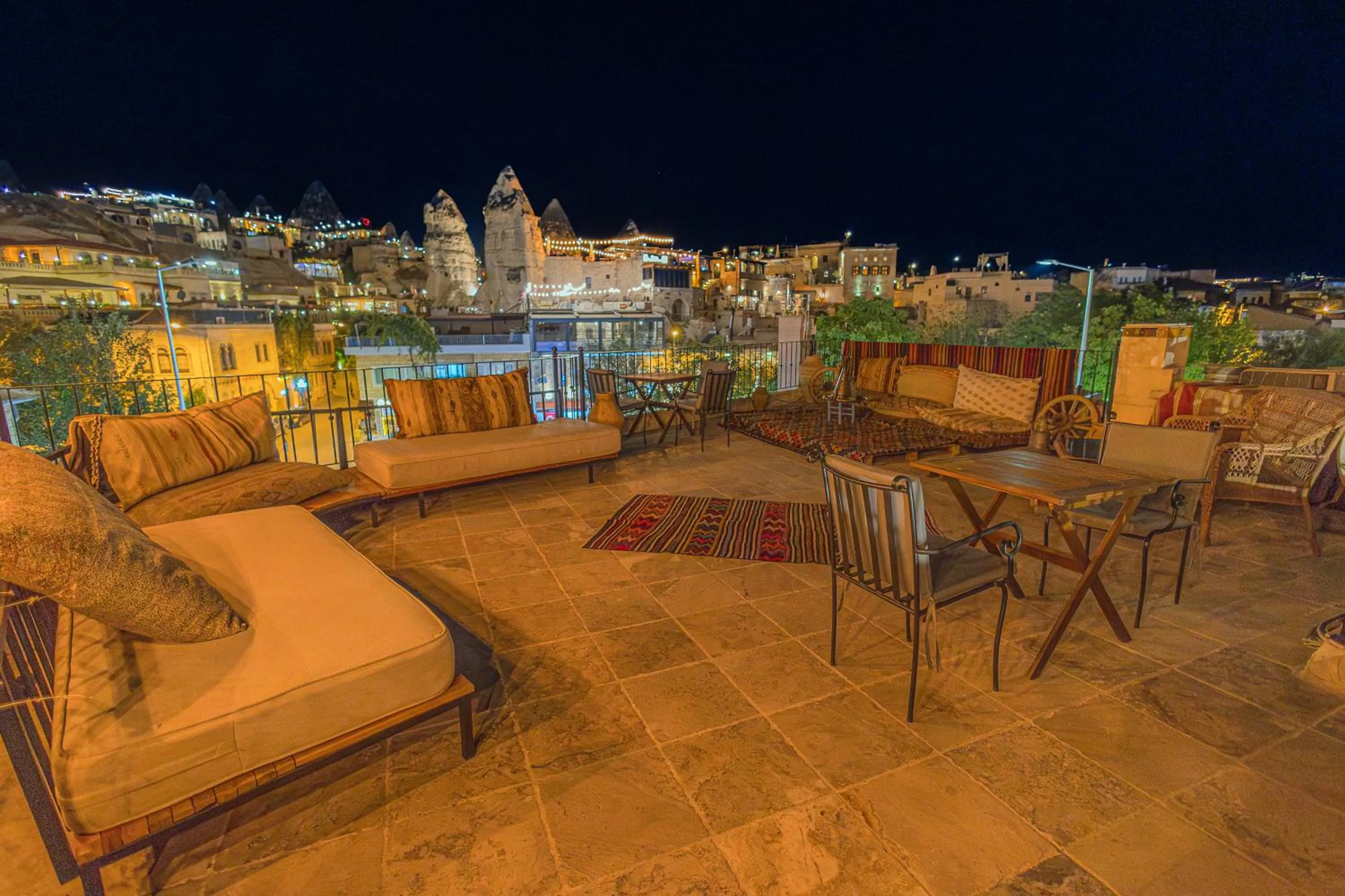Balcony/Terrace in Osmanbey Cave House