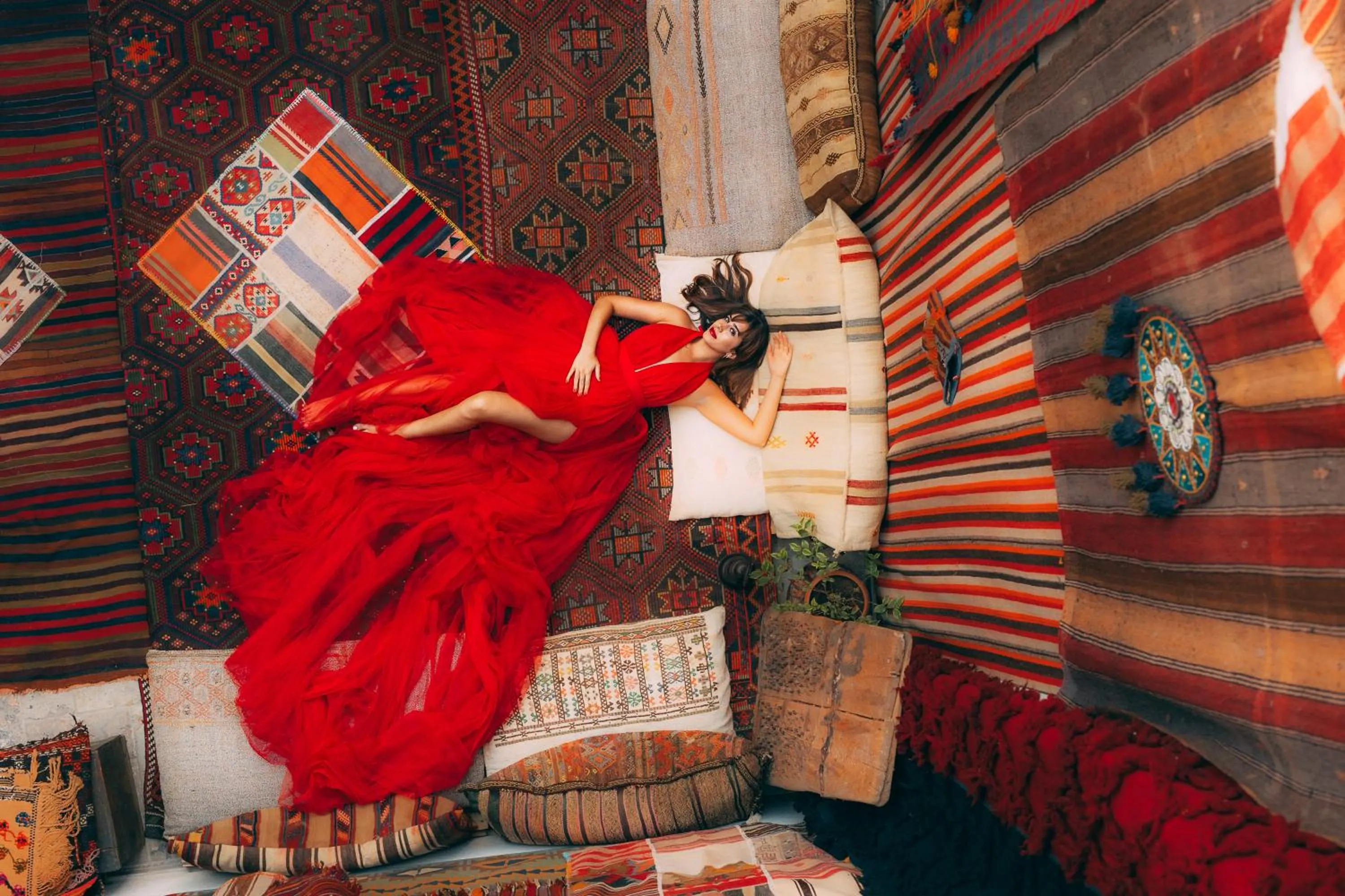 group of guests in Osmanbey Cave House
