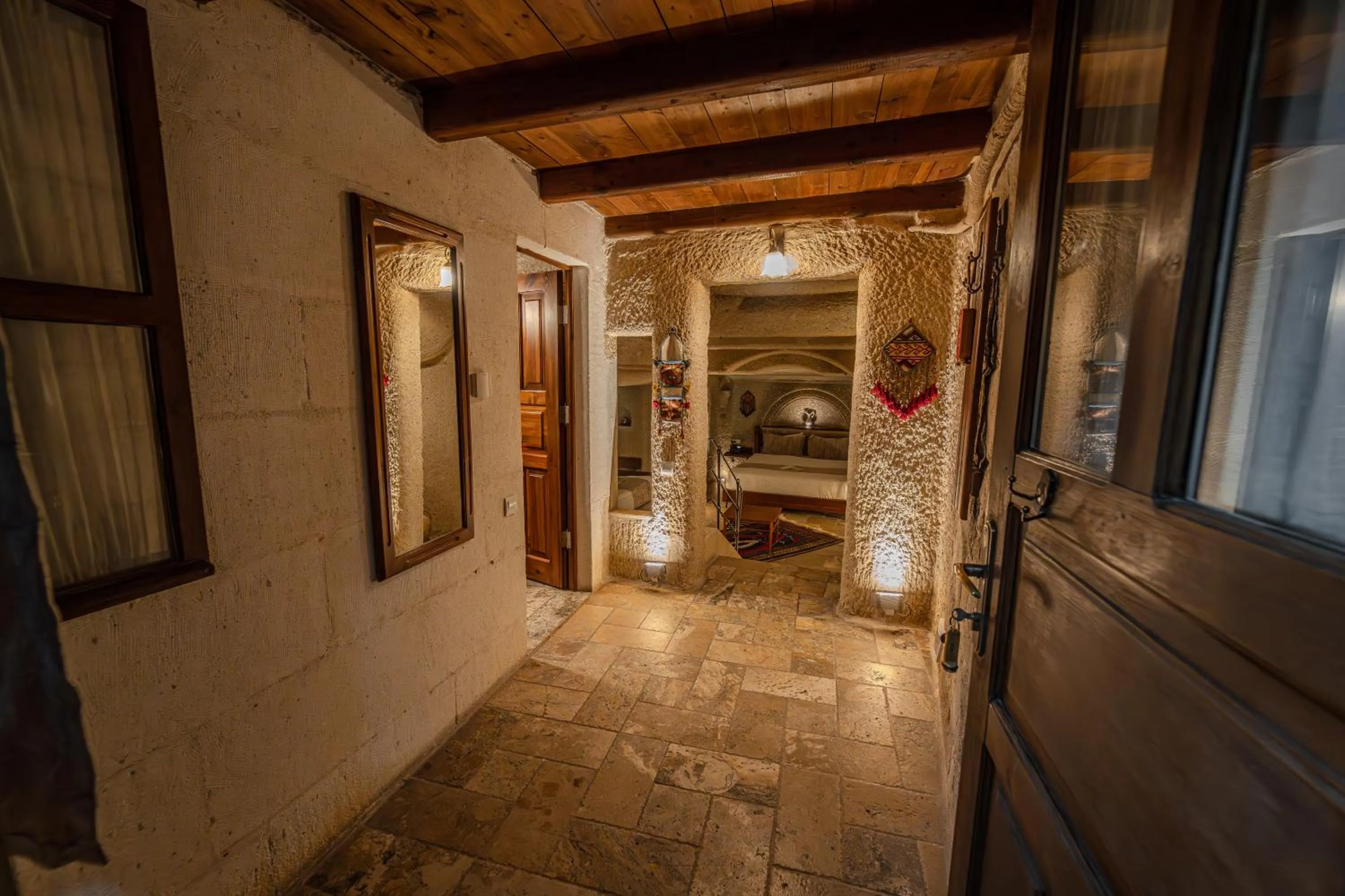 Facade/entrance in Osmanbey Cave House